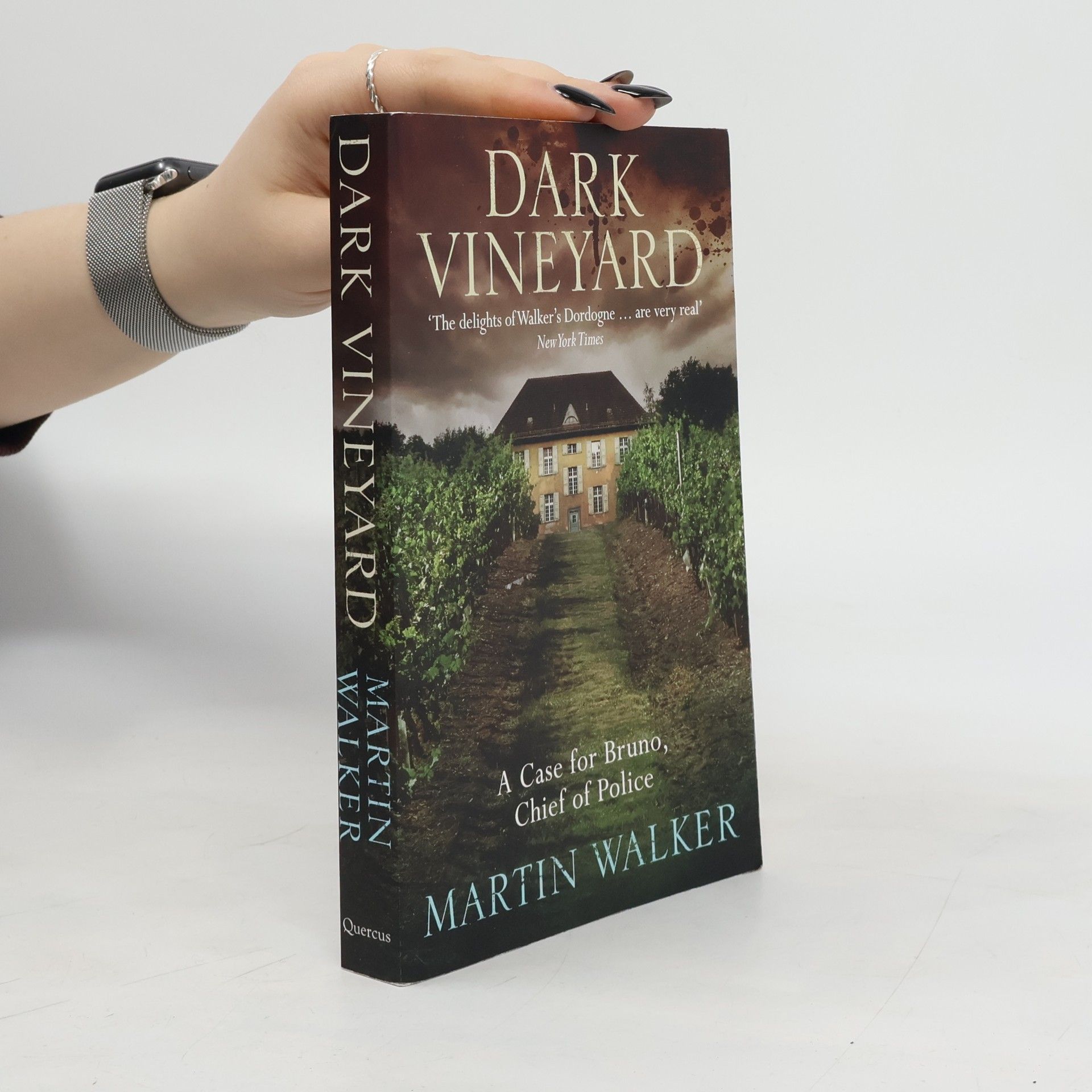 Martin Walker The Dark Vineyard. Grand Cru, englische Ausgabe