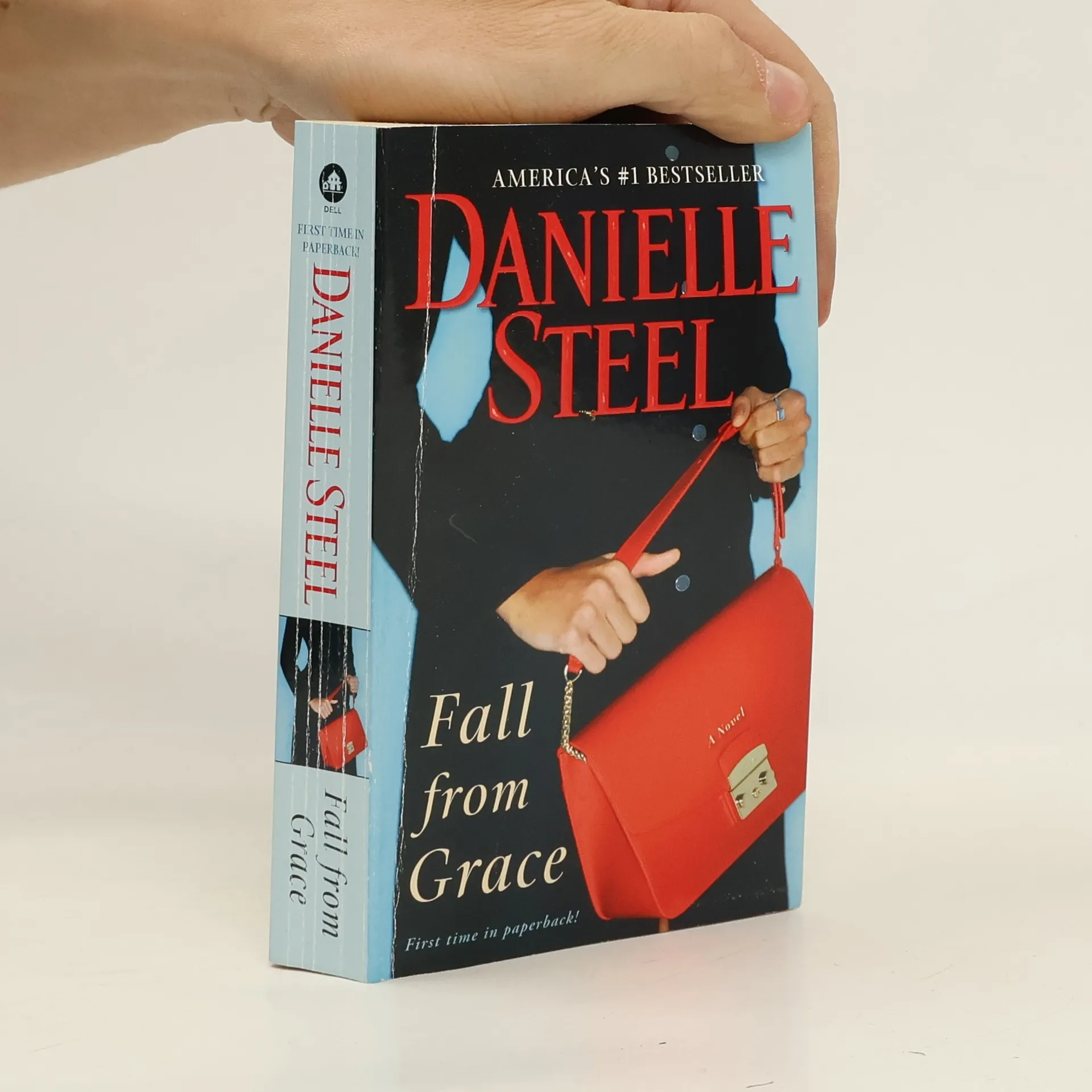 Fall from Grace | Book | Paperback | Danielle Steel | EN