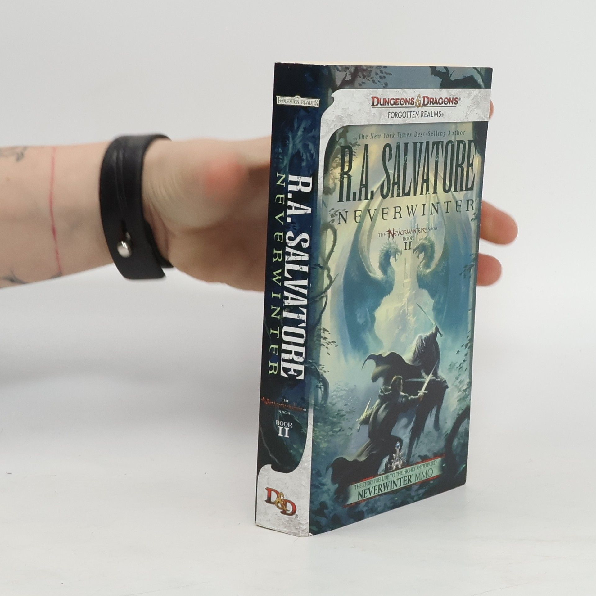 R. A. Salvatore Neverwinter. The Legend of Drizzt. Book 2