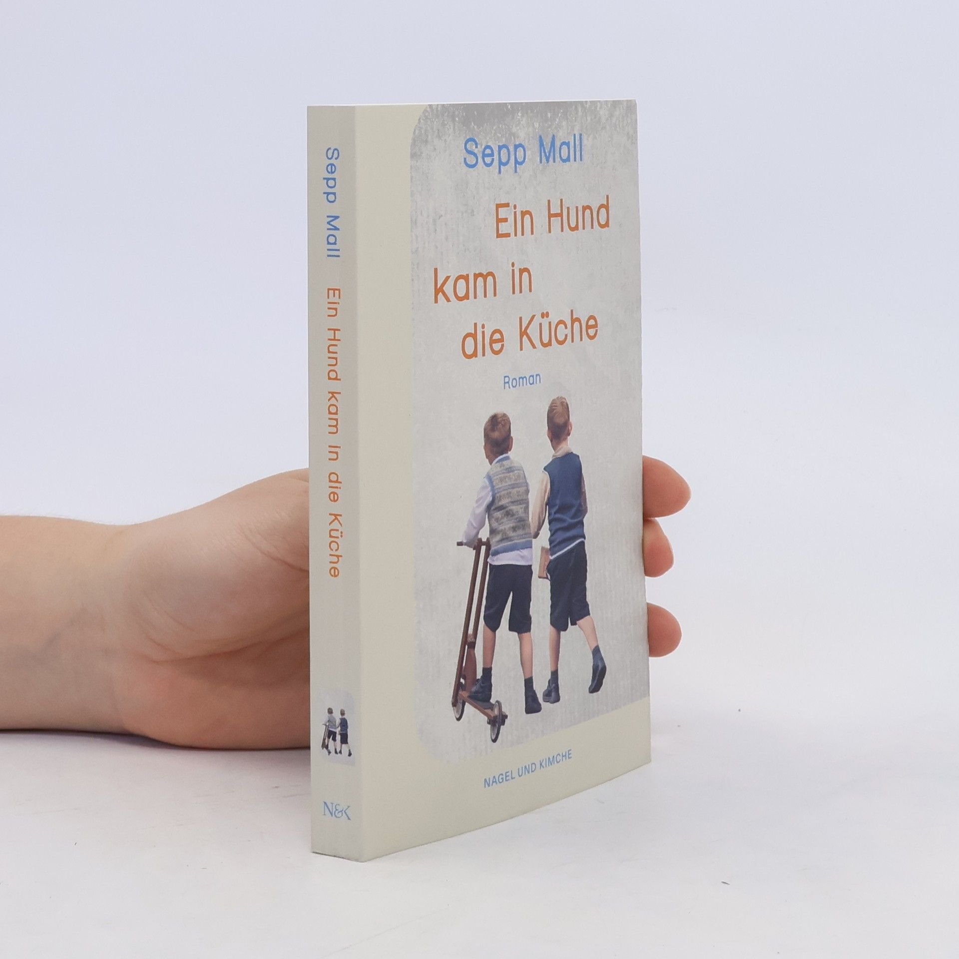 Sepp Mall Ein Hund kam in die Küche