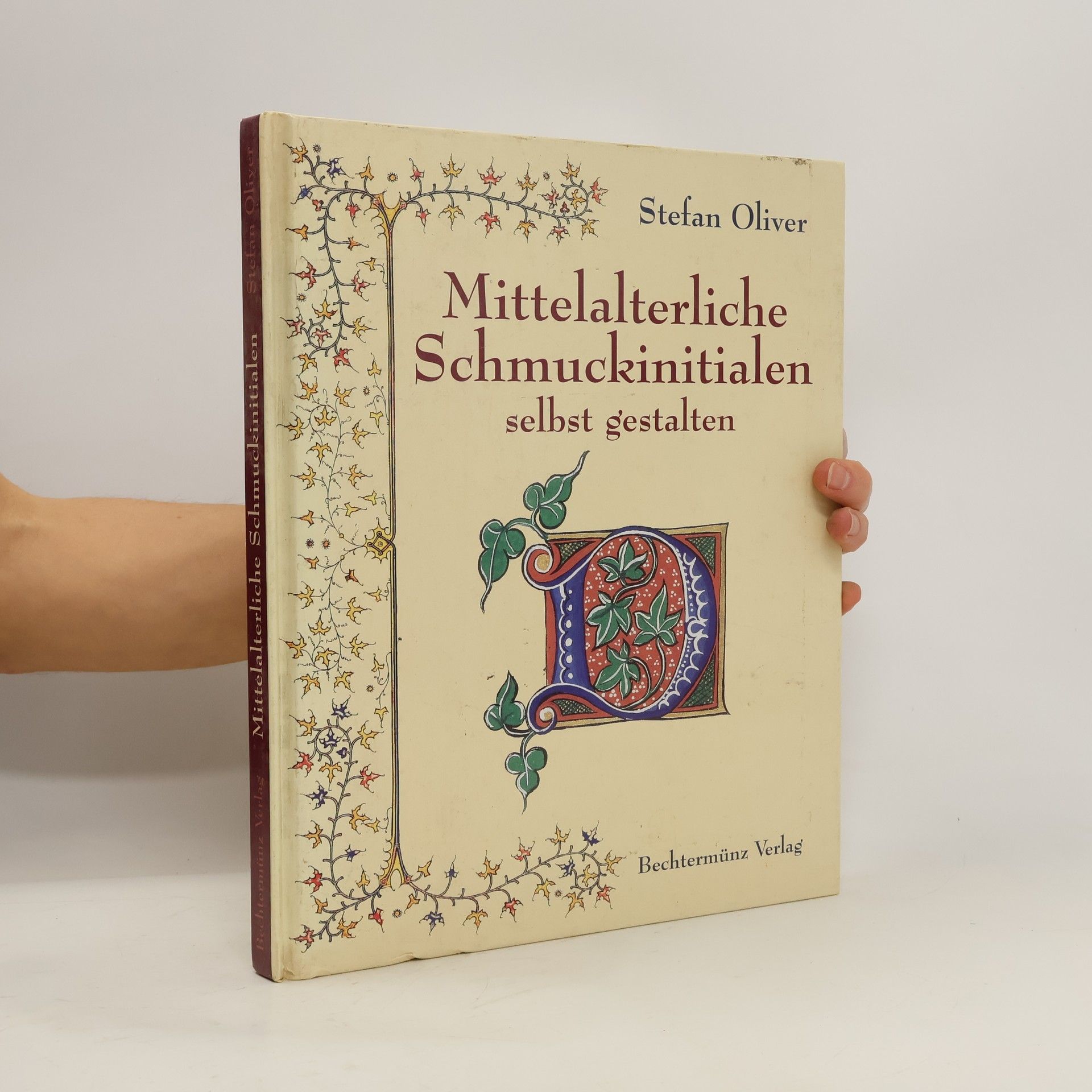 Collective Mittelalterliche Schmuckinitialen selbst gestalten