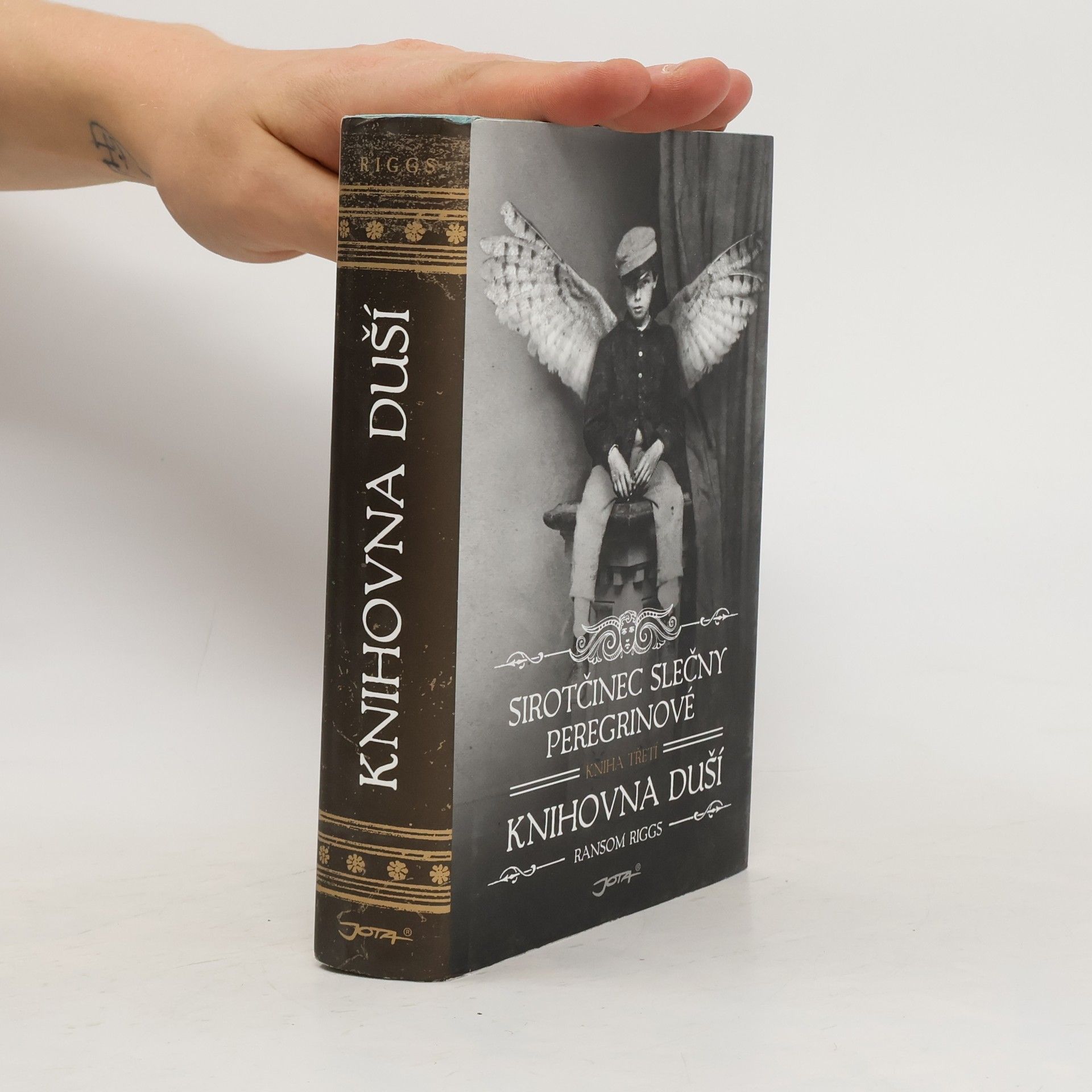 Ransom Riggs Sirotčinec slečny Peregrinové Knihovna duší
