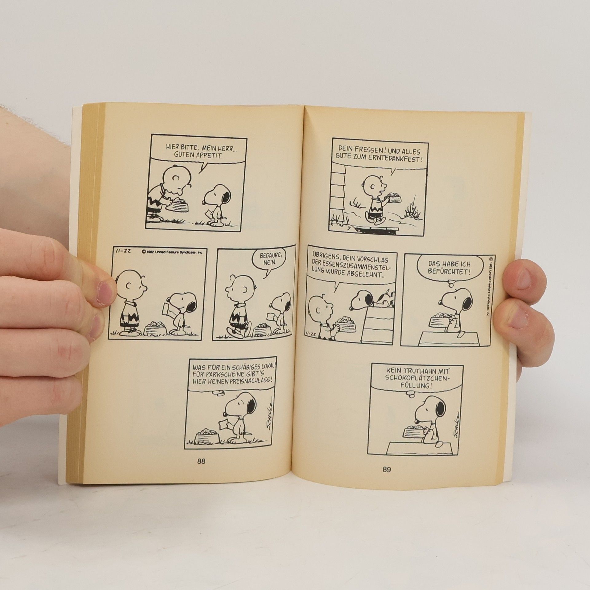 Charles M. Schulz Snoopy 12