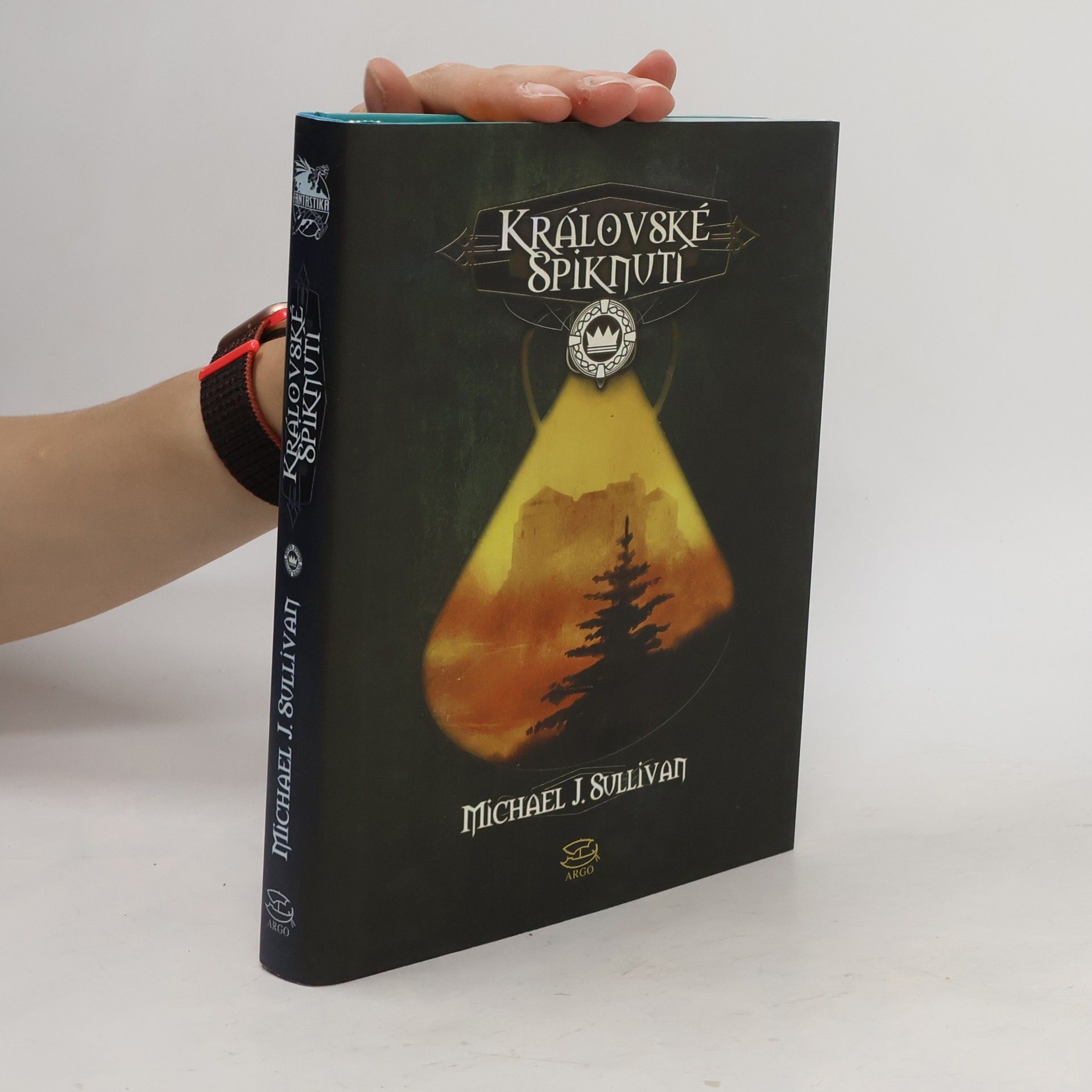 Michael J. Sullivan Královské spiknutí