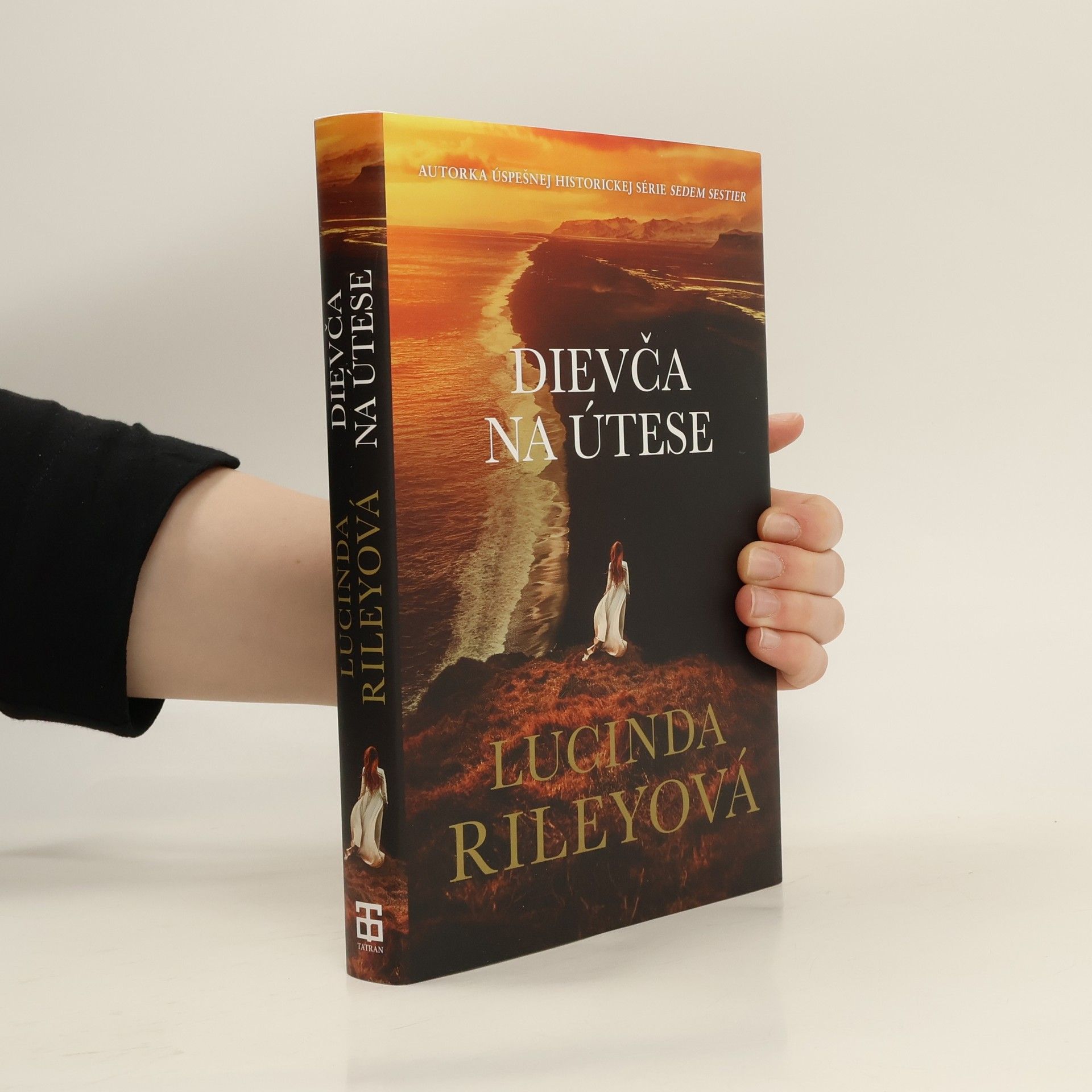 Lucinda Riley Dievča na útese