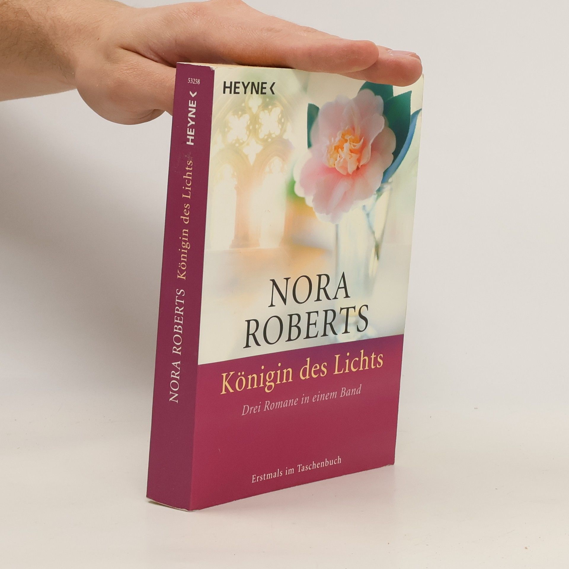 Nora Roberts Königin des Lichts : drei Romane in einem Band