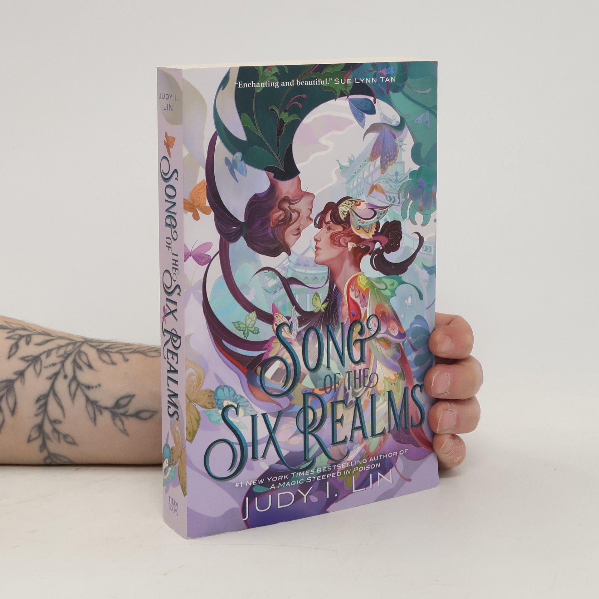 Judy I Lin Song of the Six Realms - Export Paperback