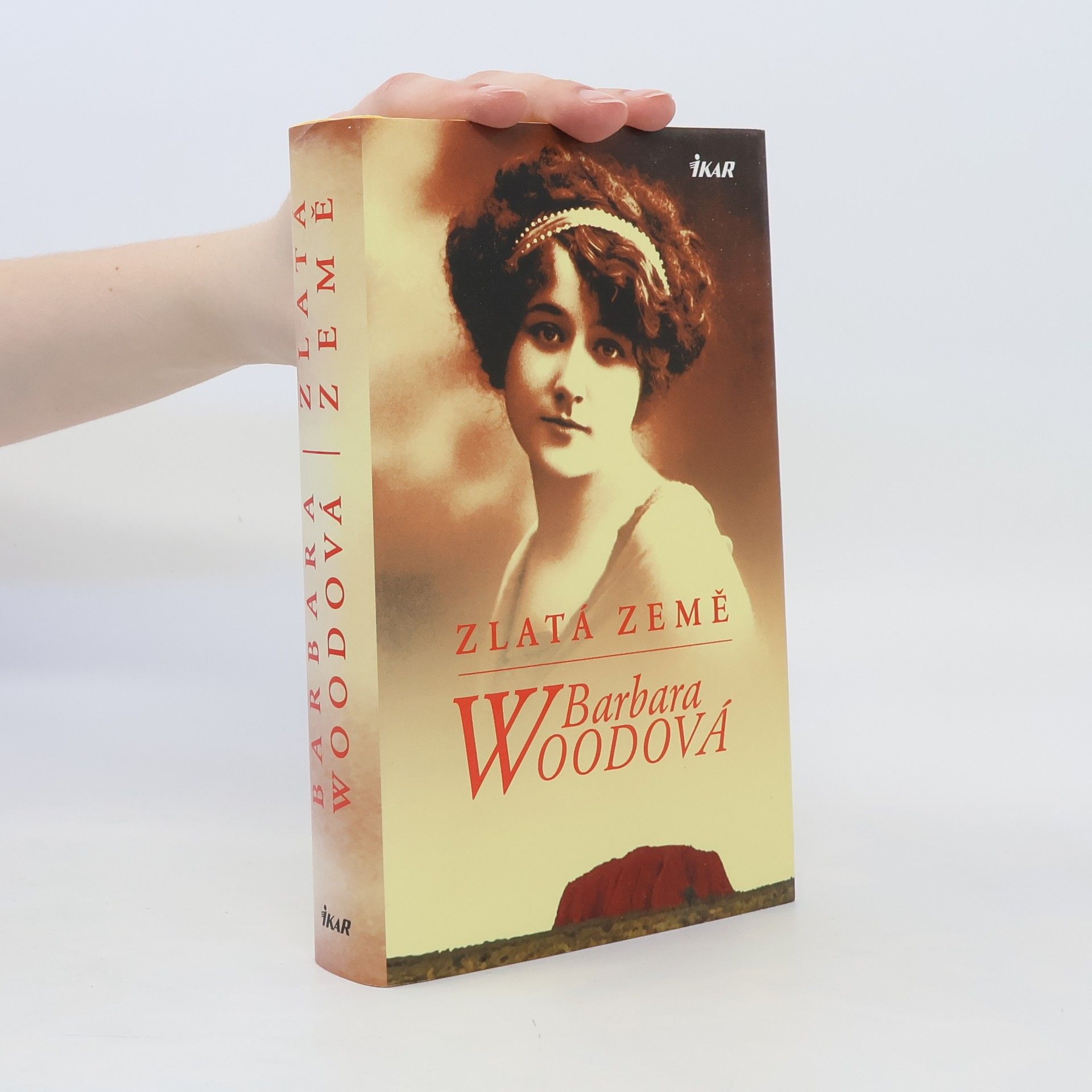 Barbara Wood Zlatá země