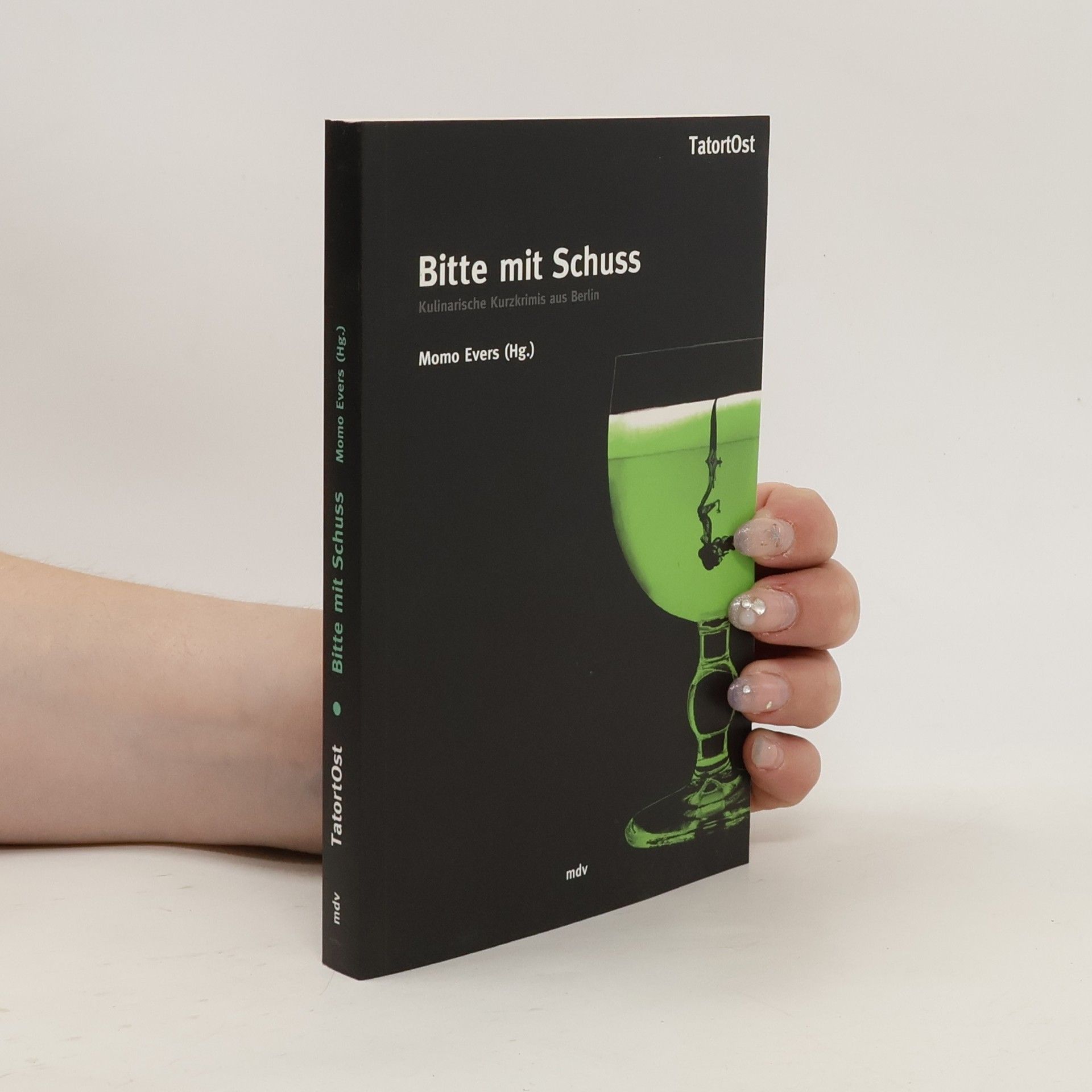 Momo Evers Bitte mit Schuss
