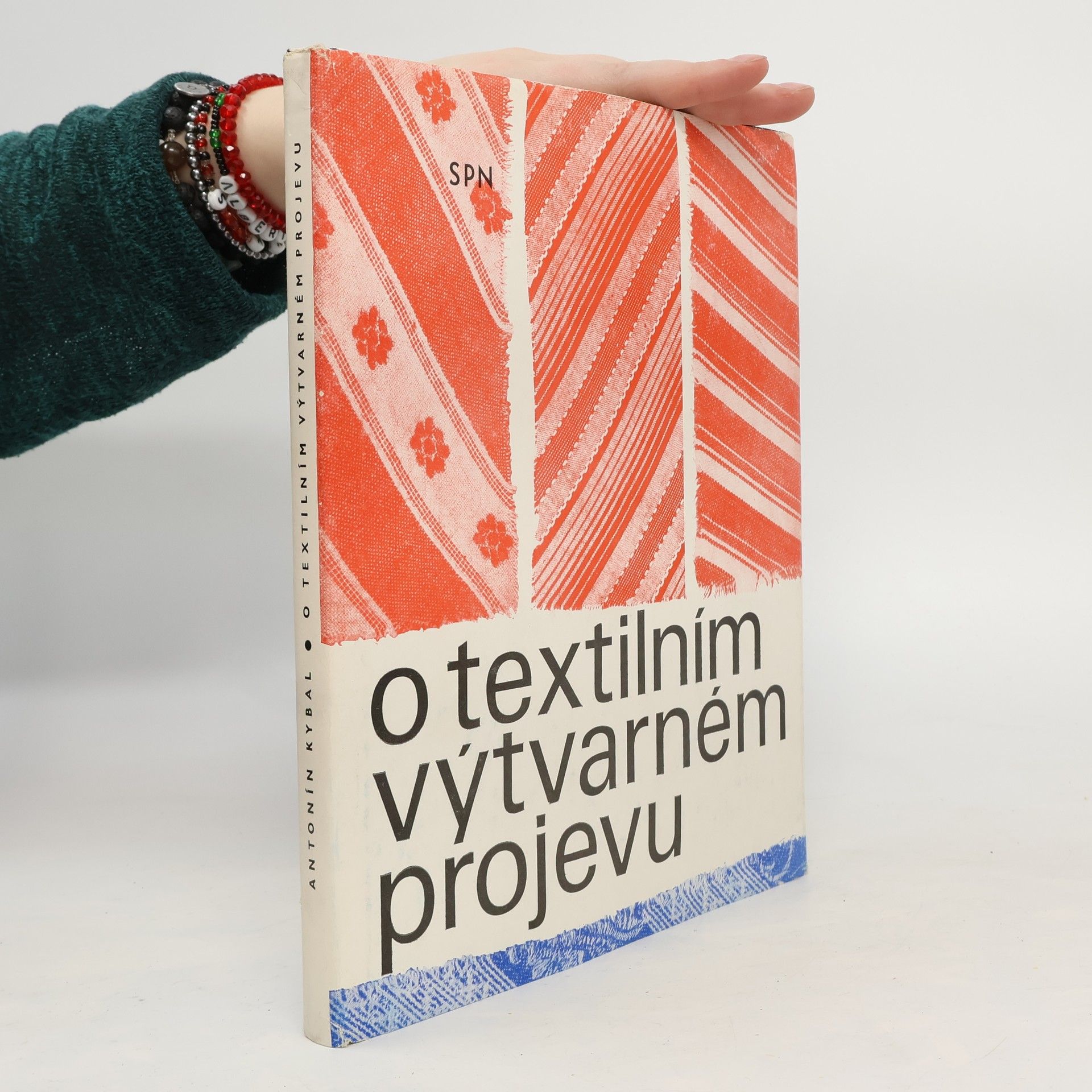 Antonín Kybal O textilním výtvarném projevu