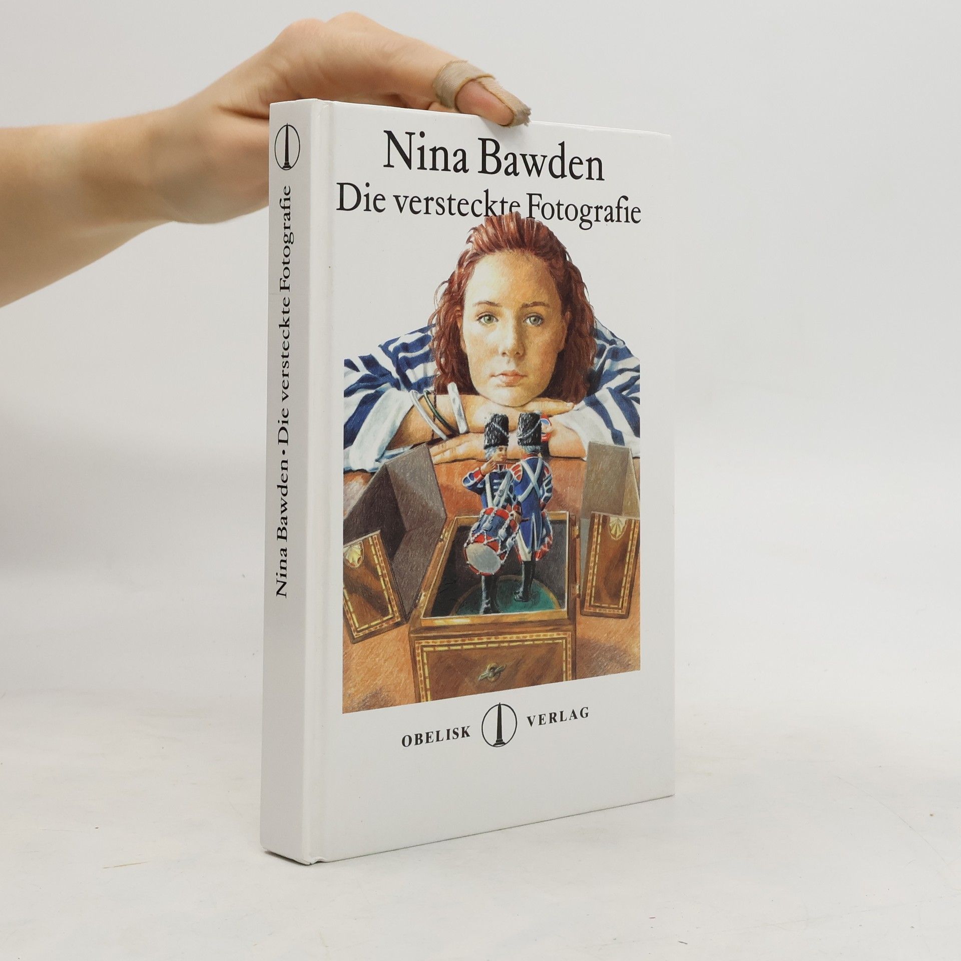 Nina Bawden “Die” versteckte Fotografie