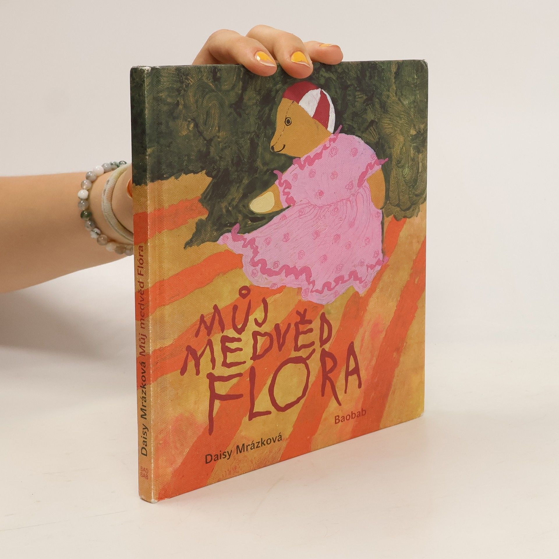 Daisy Mrázková Můj medvěd Flóra