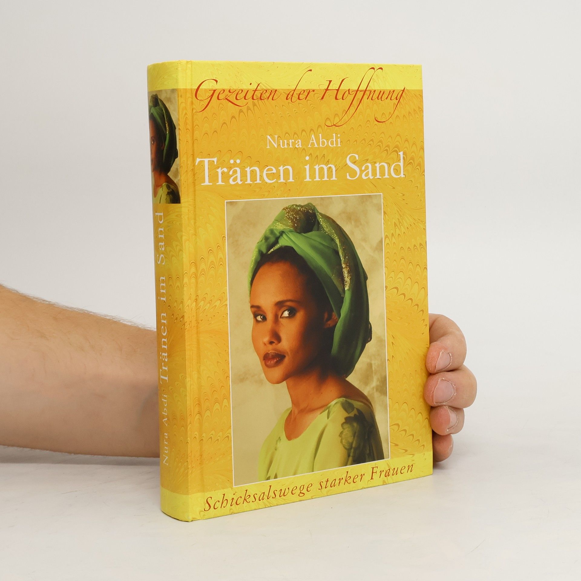 Nura Abdi Tränen im Sand