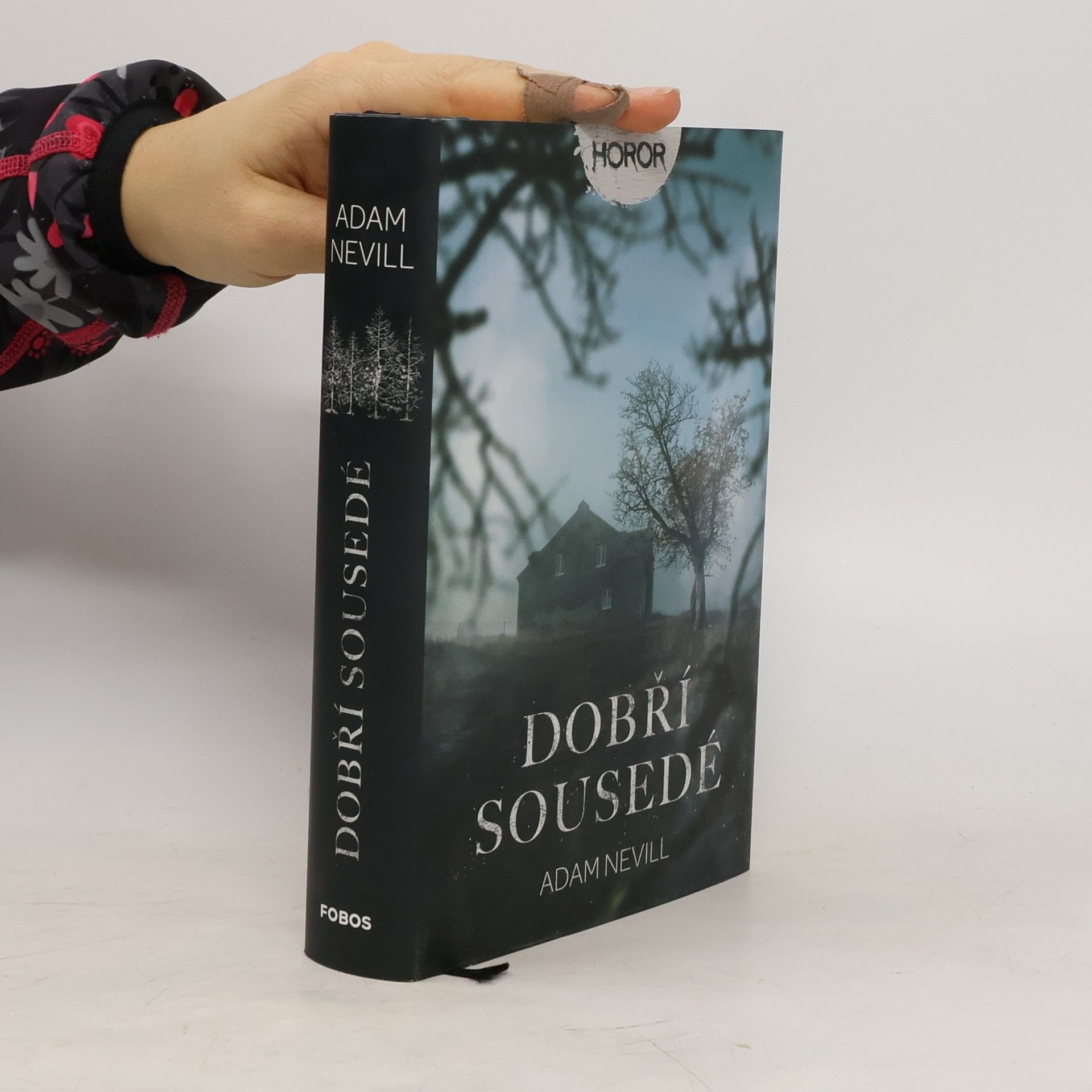 Adam Nevill Dobří sousedé