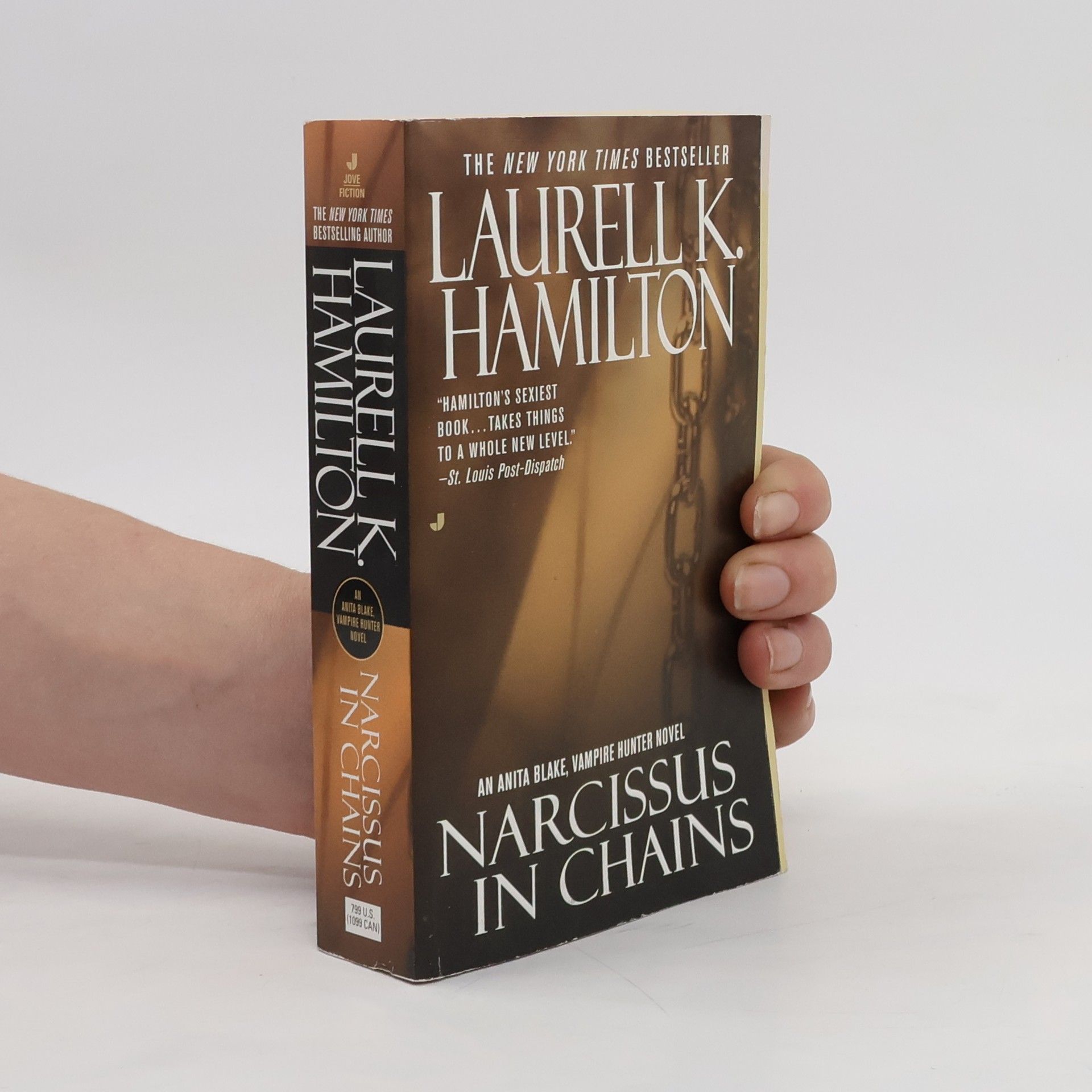Laurell K. Hamilton Narcissus in Chains: An Anita Blake, Vampire Hunter Novel