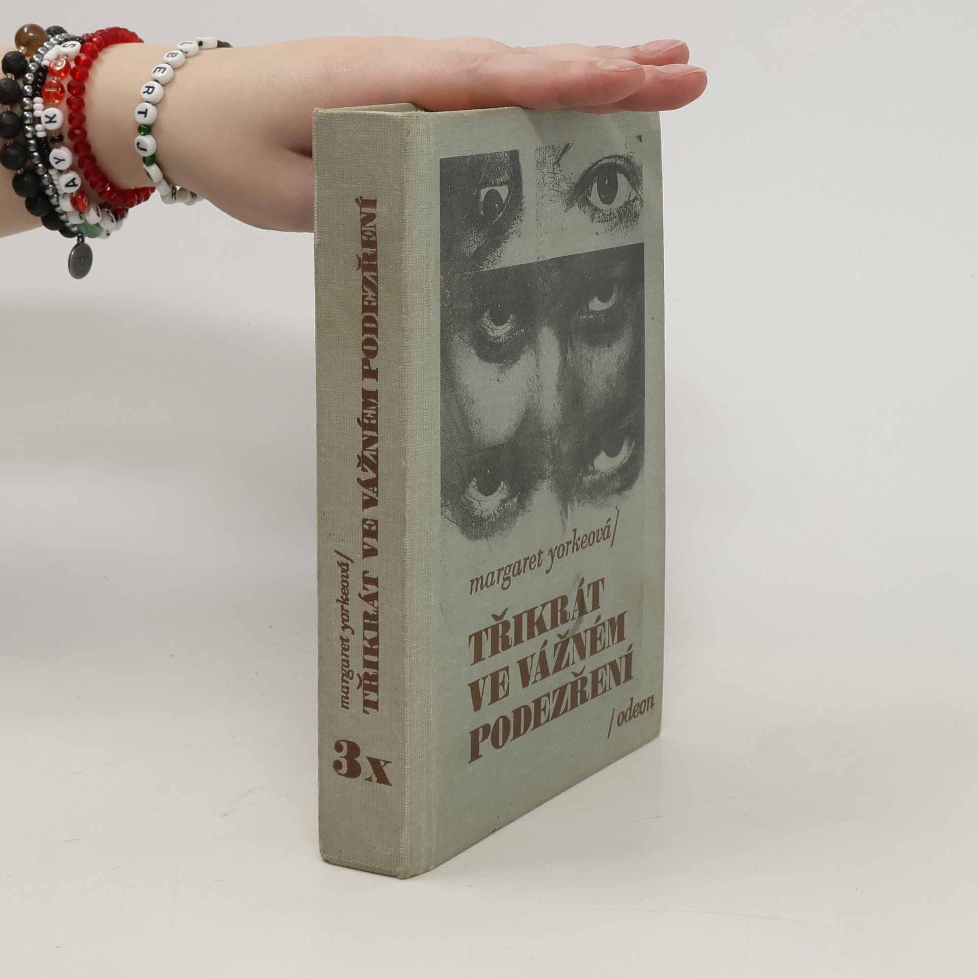 Margaret Yorke Třikrát ve vážném podezření