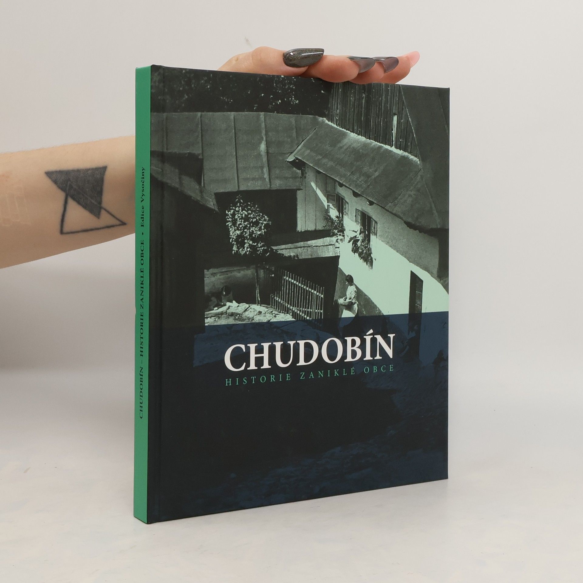 Jiří Bartoň Chudobín. Historie zaniklé obce.
