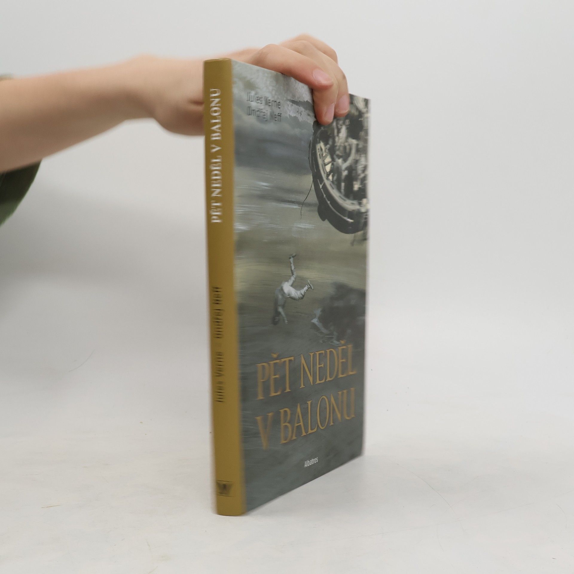 Jules Verne Pět neděl v balonu (převyprávění)