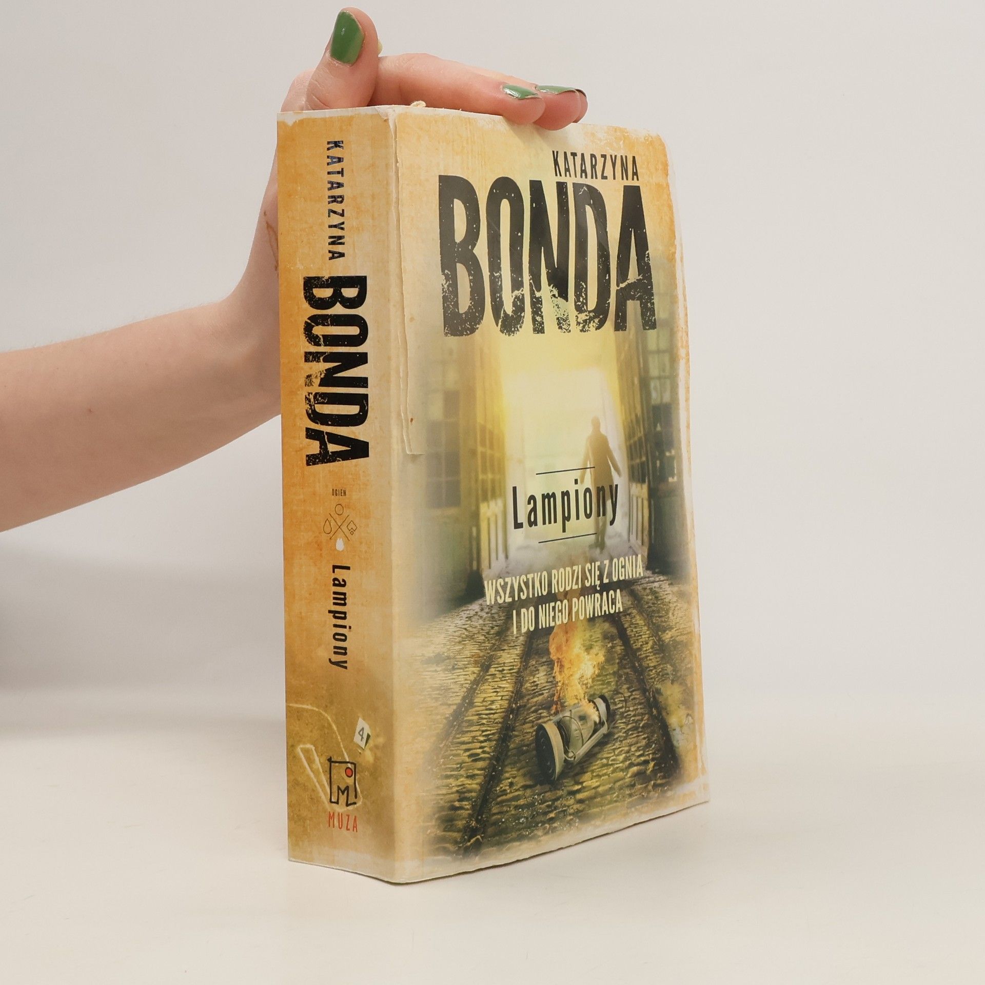 Katarzyna Bonda Lampiony