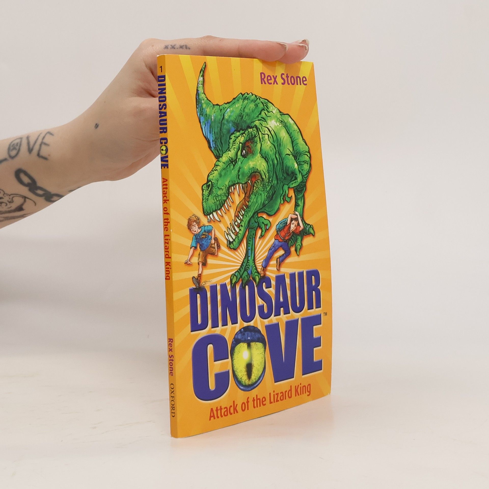 Hayley Daze Dinosaur Cove 2. Charge of the Three-Horned Monster