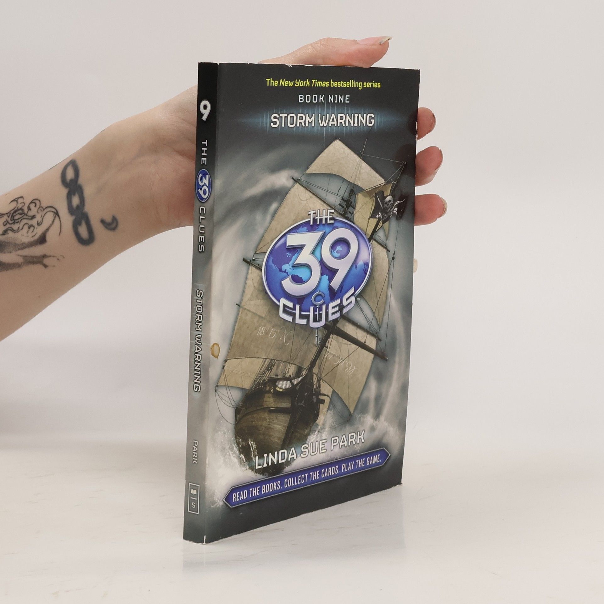 Linda Sue Park The 39 Clues: Book 9 Storm Warning