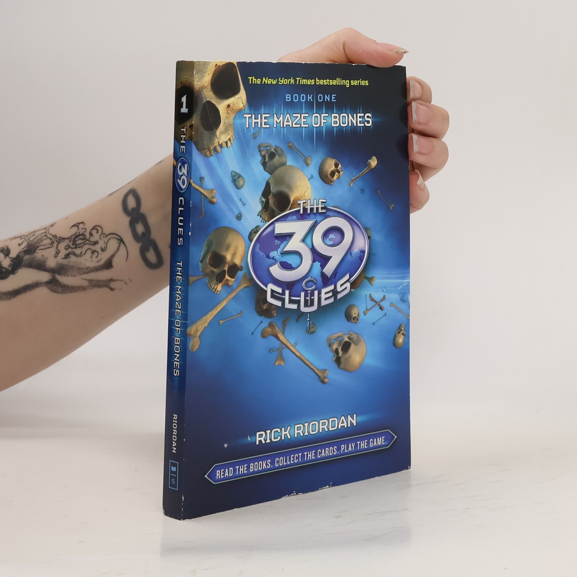 The Maze of Bones 1. The 39 Clues