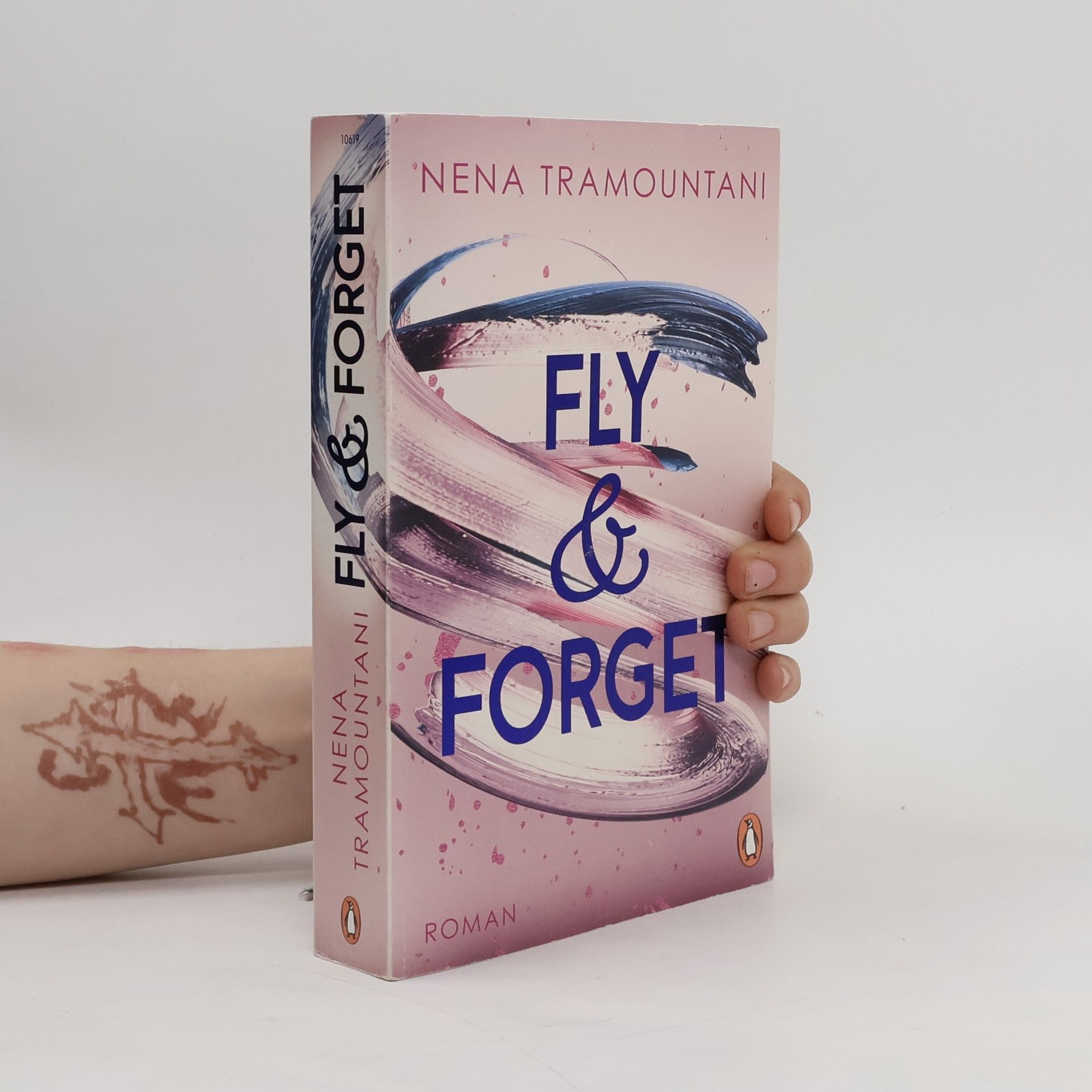 Nena Tramountani Fly & Forget