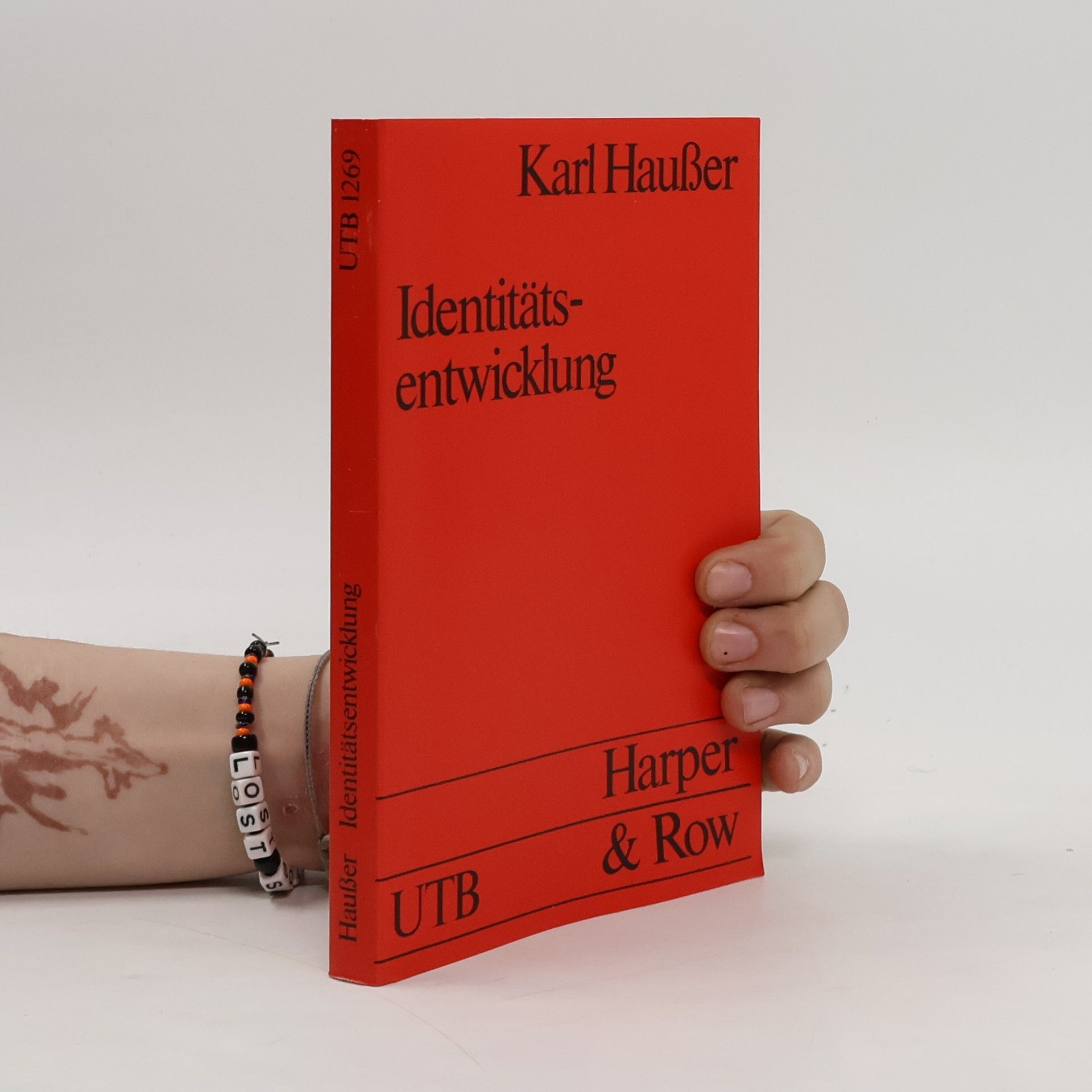 Karl Häuser Identitätsentwicklung