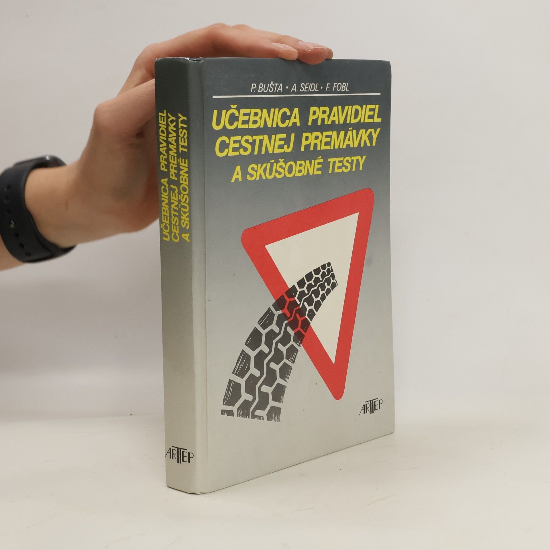 Učebnica pravidiel cestnej premávky a skúšobné testy