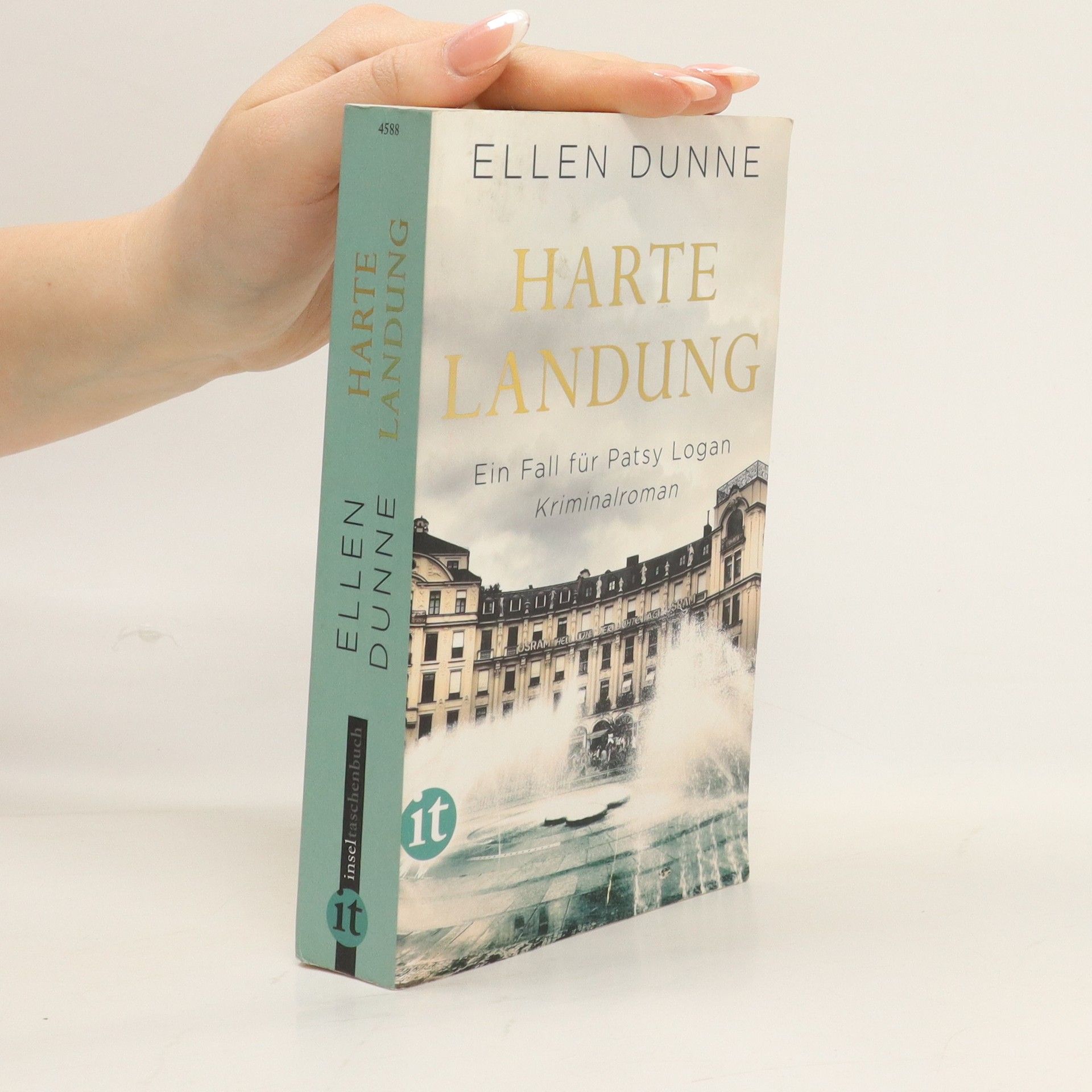 Ellen Dunne Harte Landung