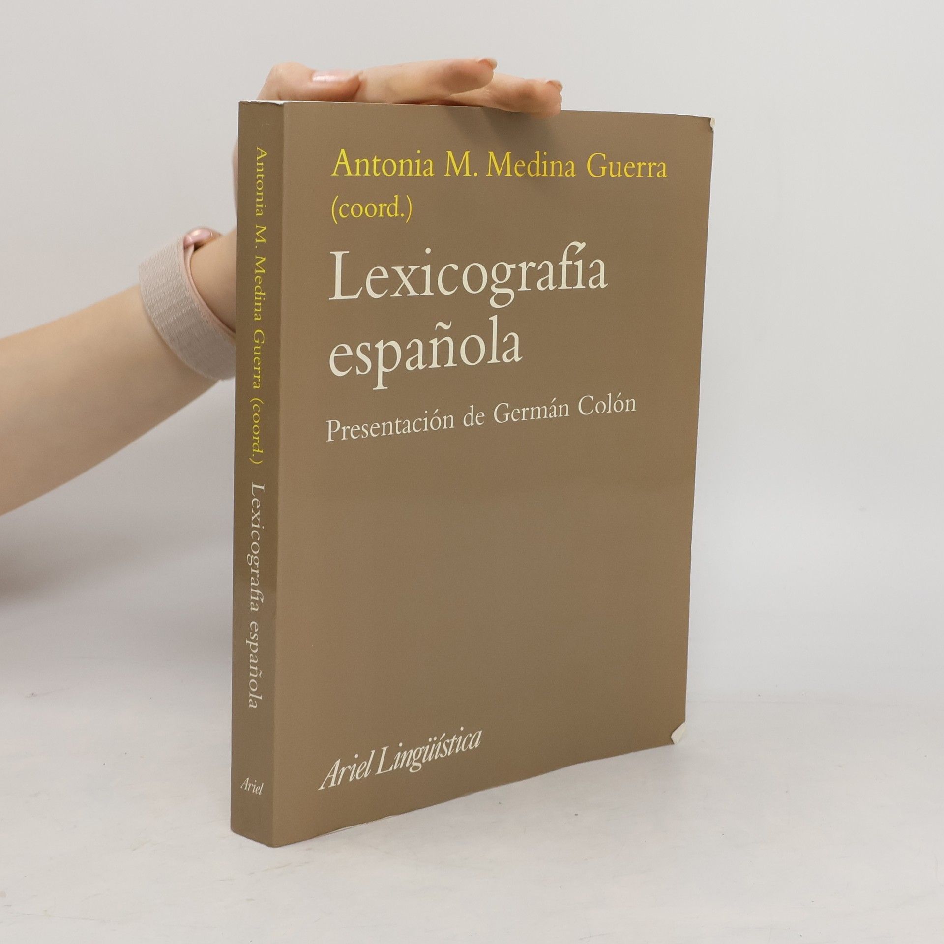Antonia María Medina Guerra Lexicografía española