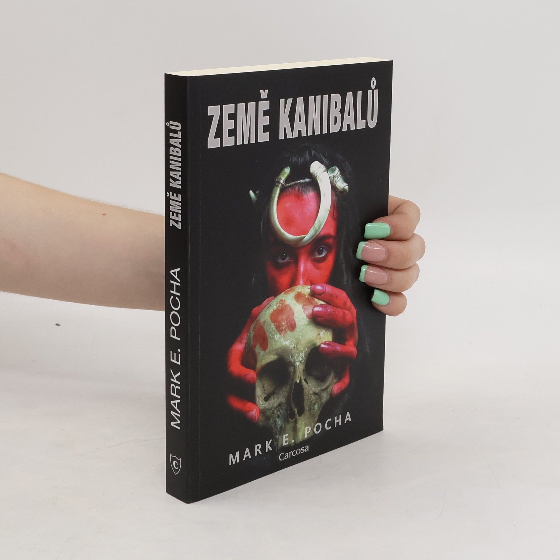 Mark E. Pocha Země kanibalů