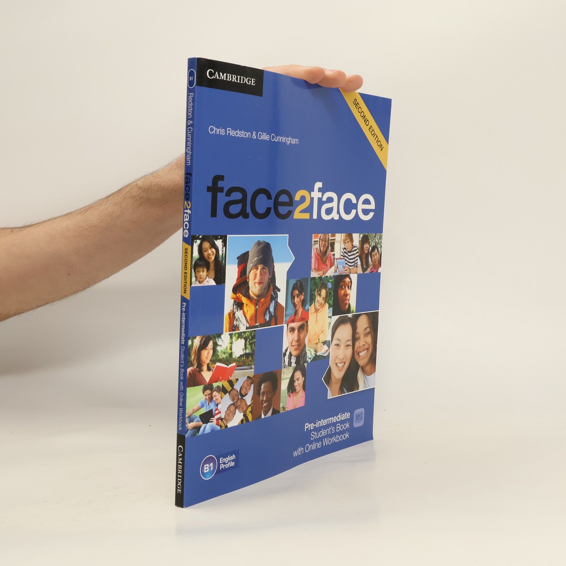 Joanne Harris face2face pre Intermediate Student's Book with Online Workbook