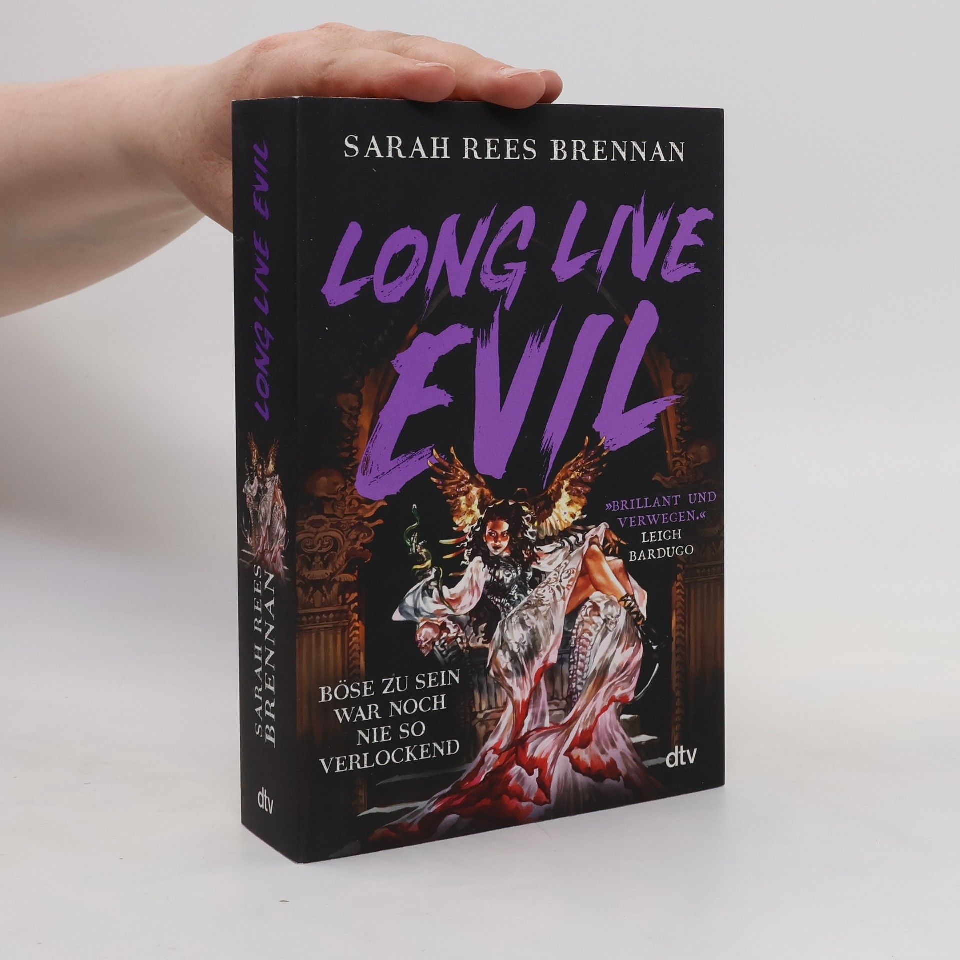 Sarah Rees Brennan Long Live Evil
