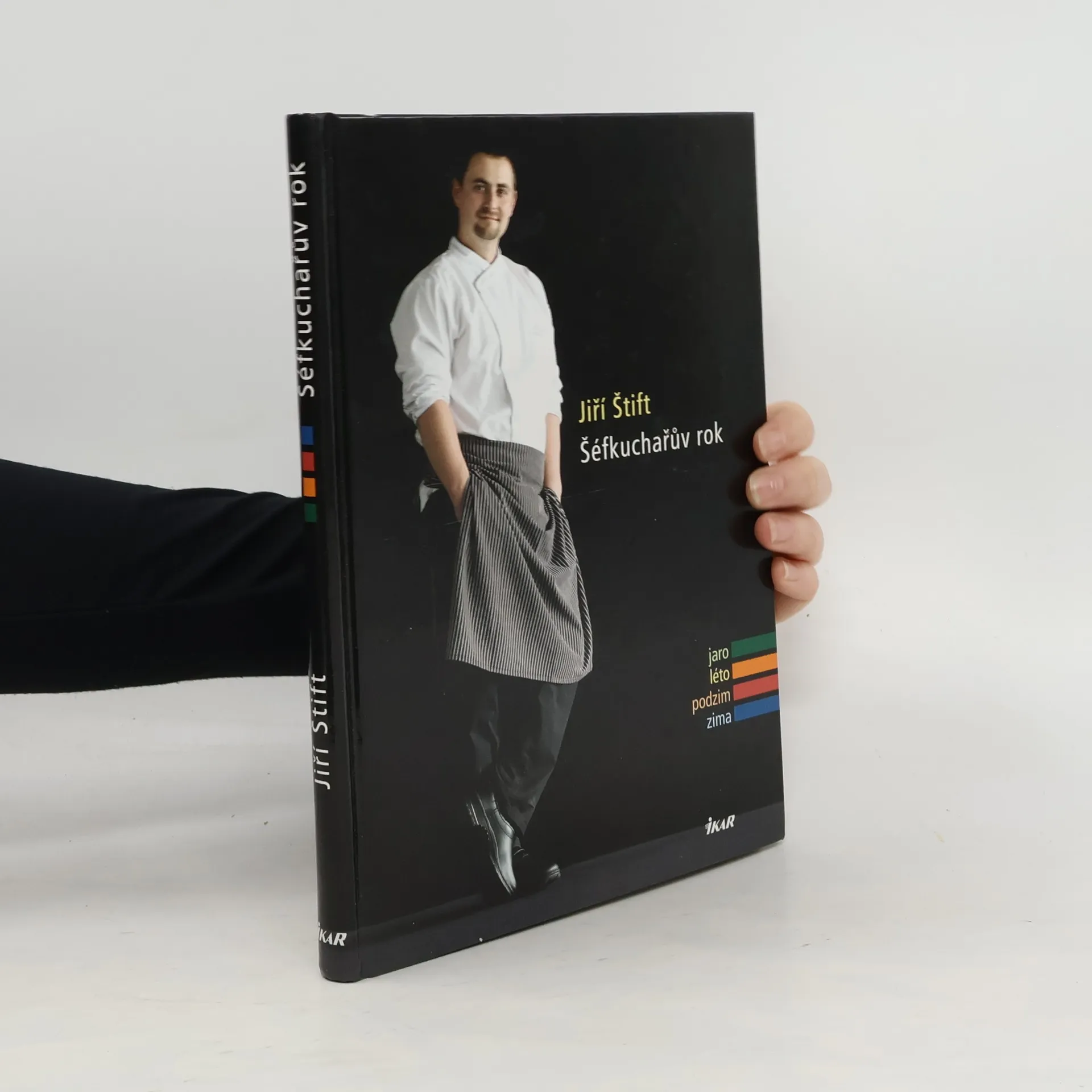 Šéfkuchařův rok : jaro, léto, podzim, zima | Book | Hardcover | Jiří Štift | CS