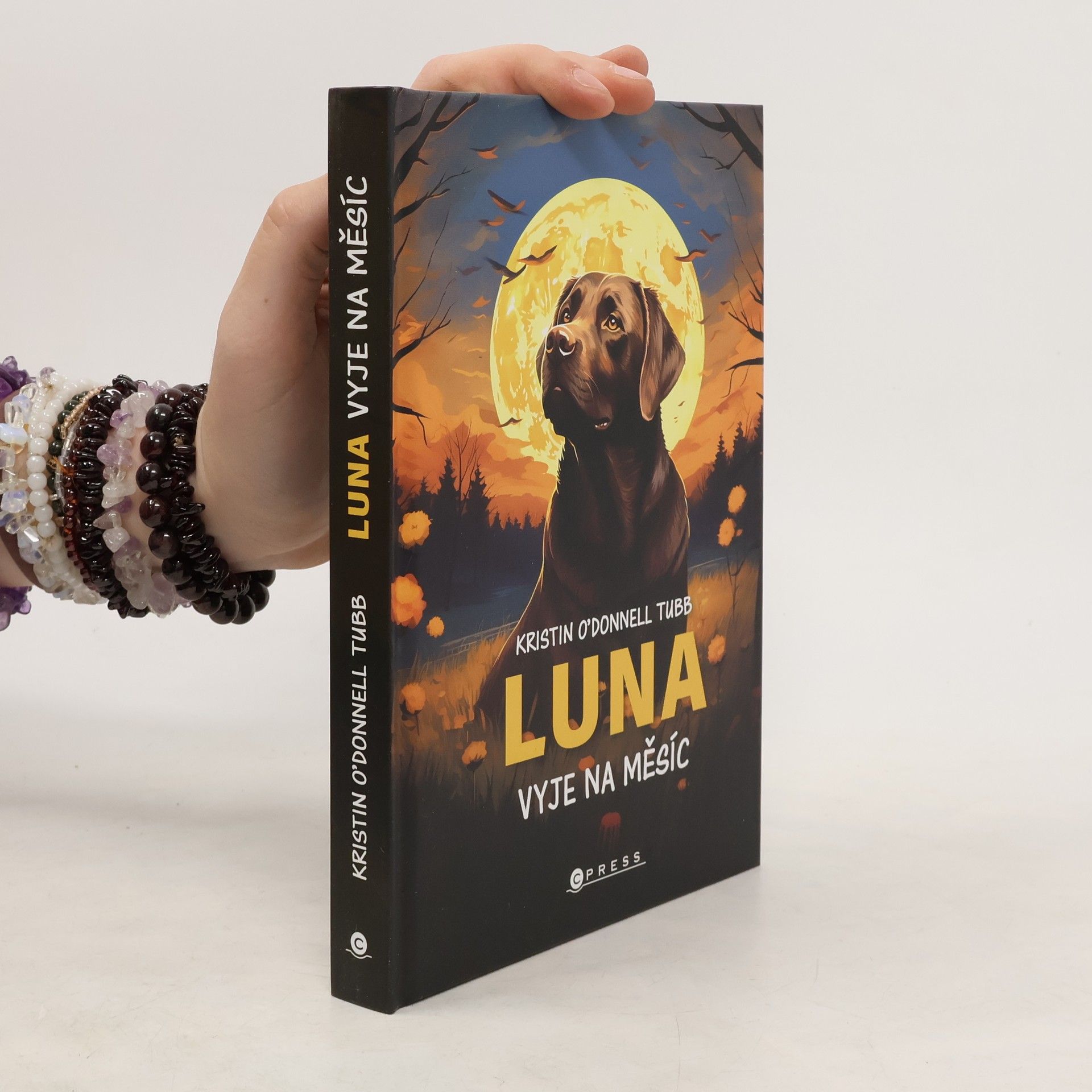 Kristin O'Donnell Tubb Luna vyje na měsíc