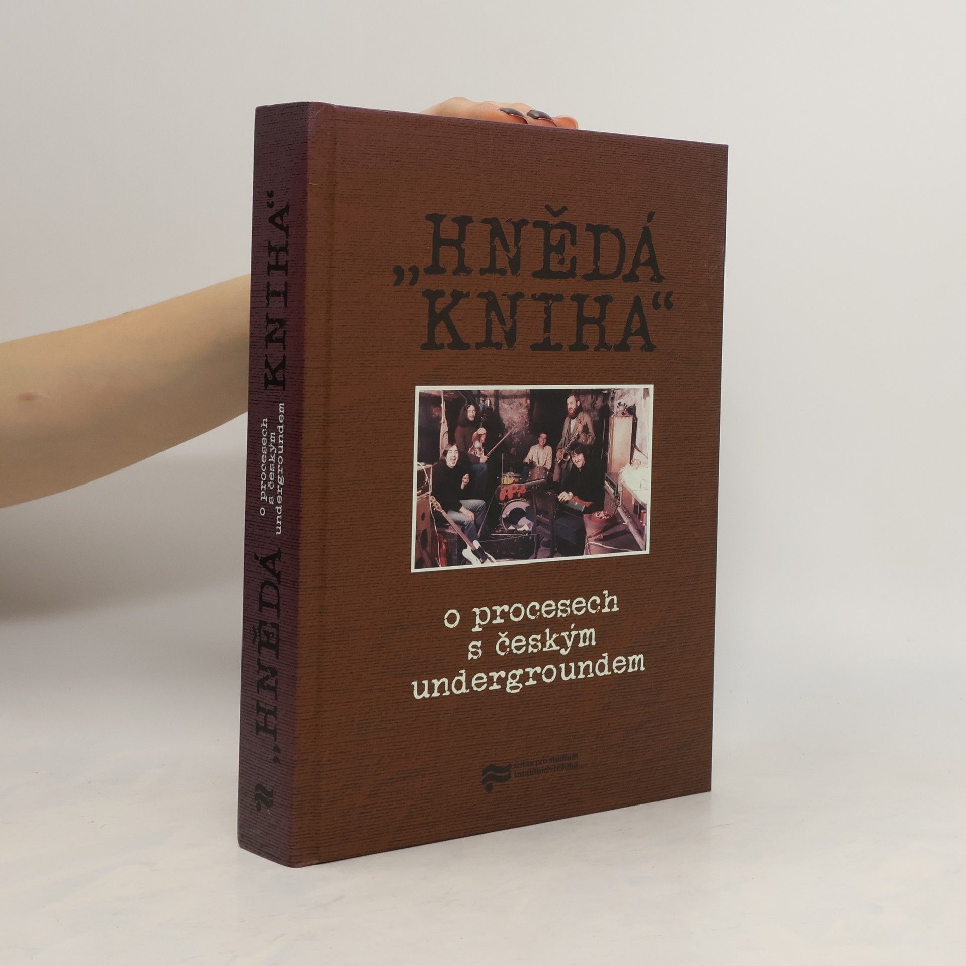 Martin Machovec "Hnědá kniha" o procesech s českým undergroundem
