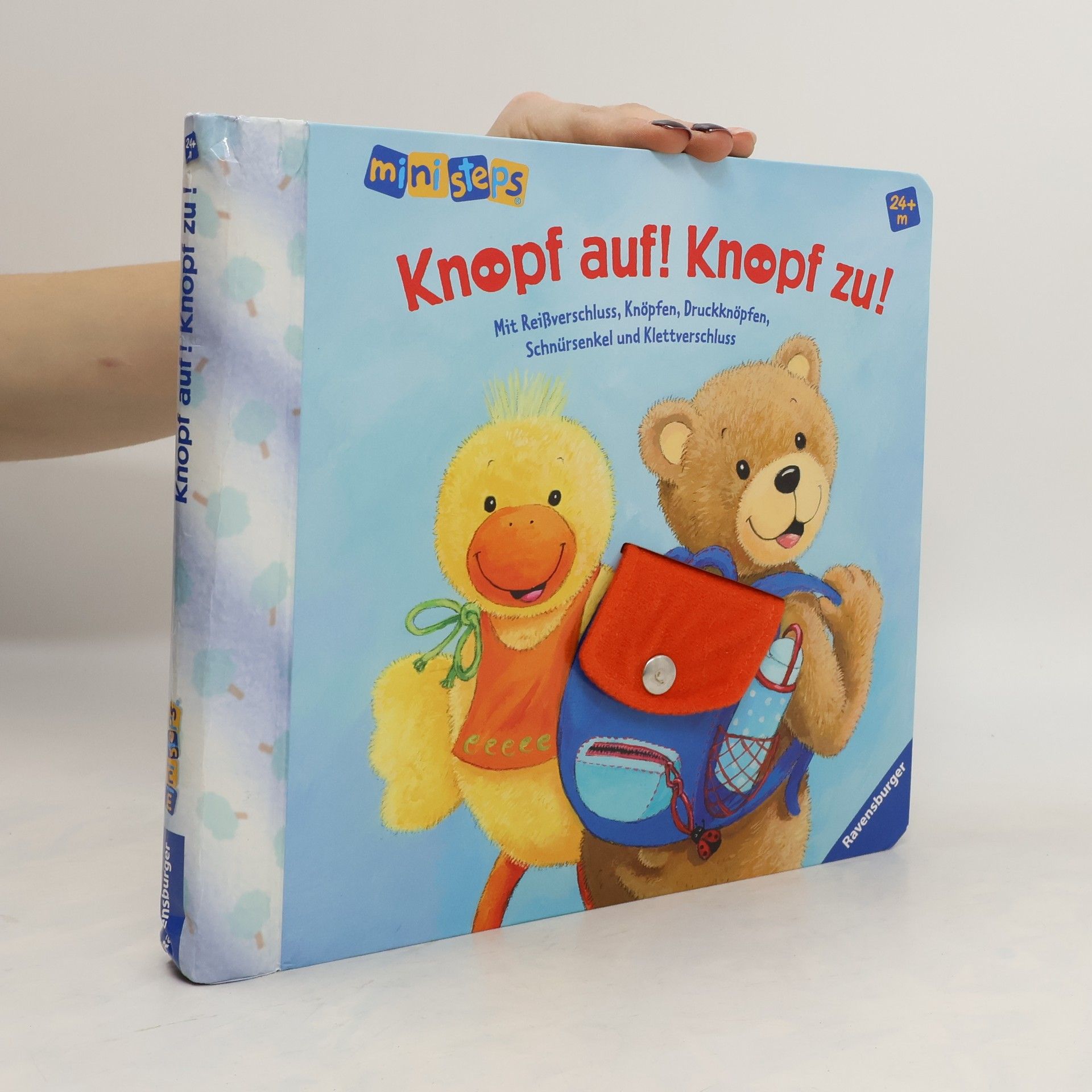 Ana Weller Knopf auf! Knopf zu!