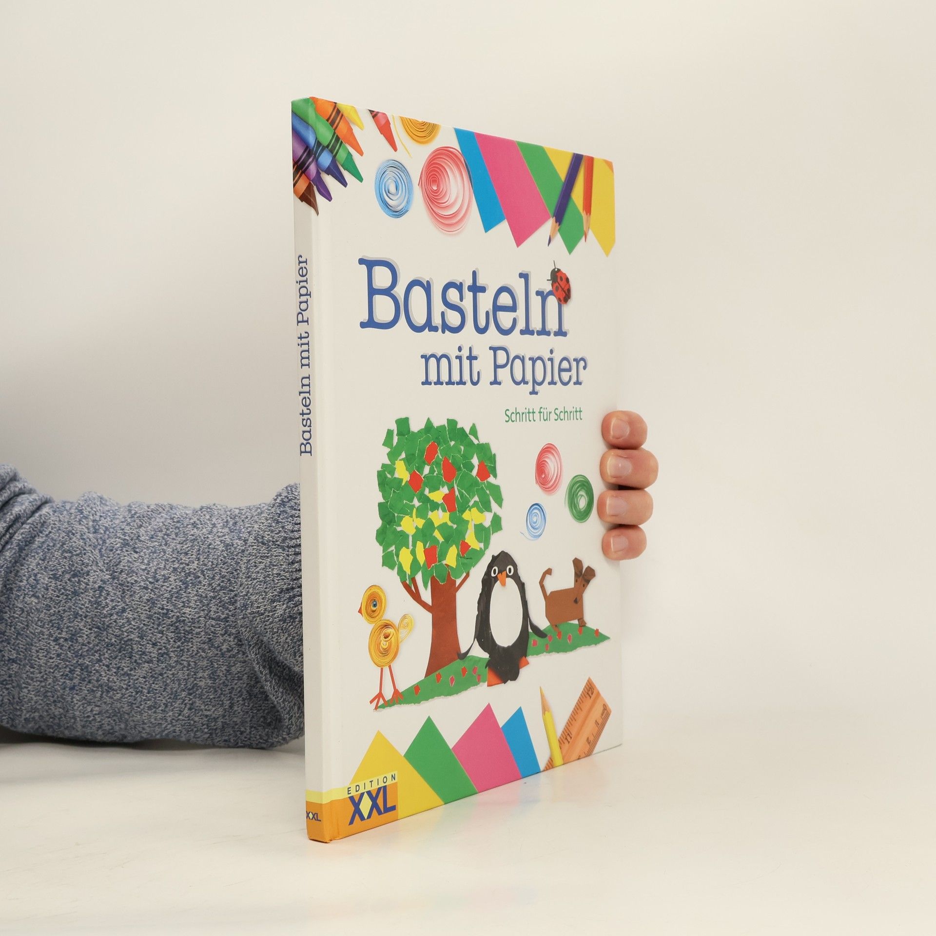 Collective Basteln mit Papier