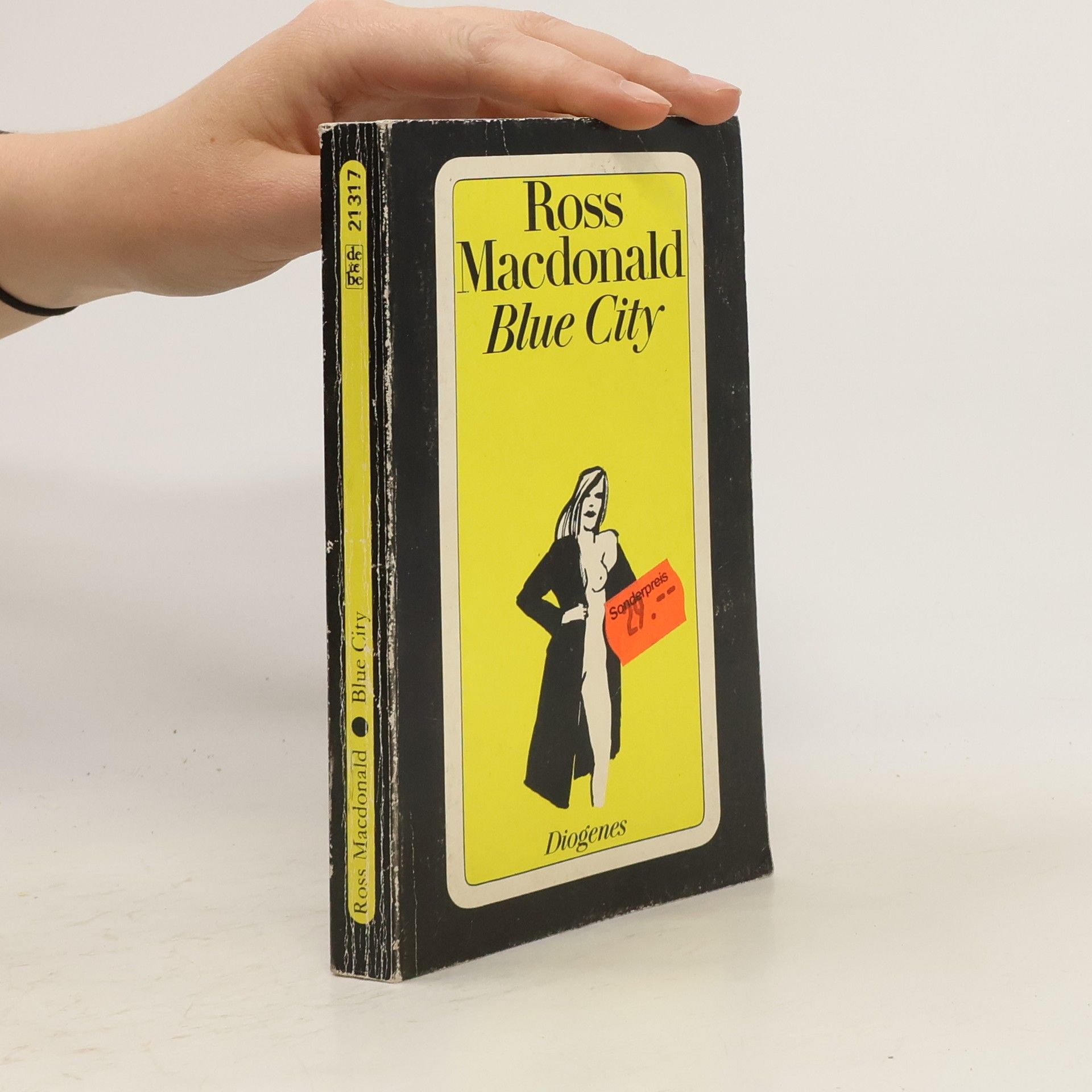 Ross Macdonald Blue City