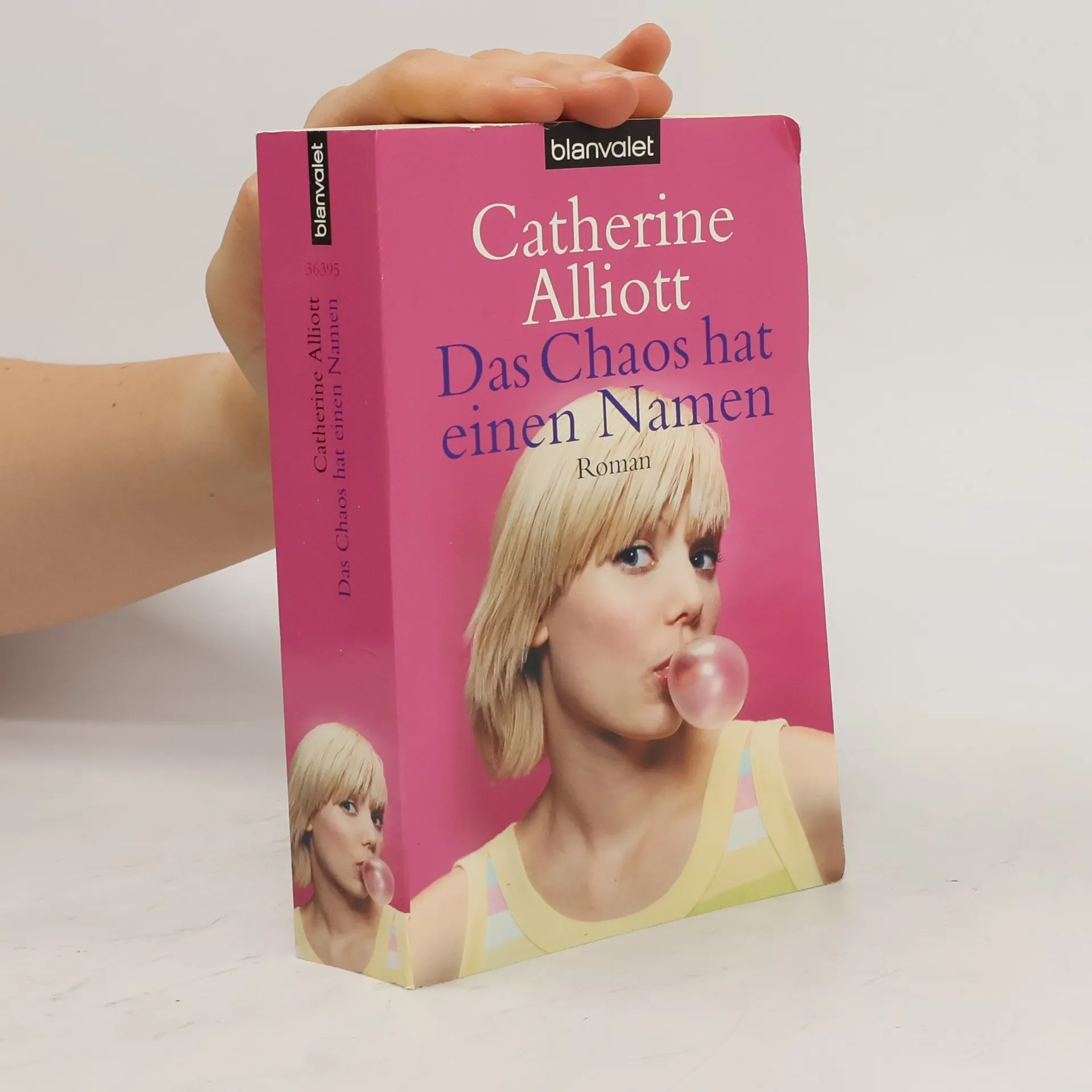 Das Chaos hat einen Namen | Book | Catherine Alliott | DE