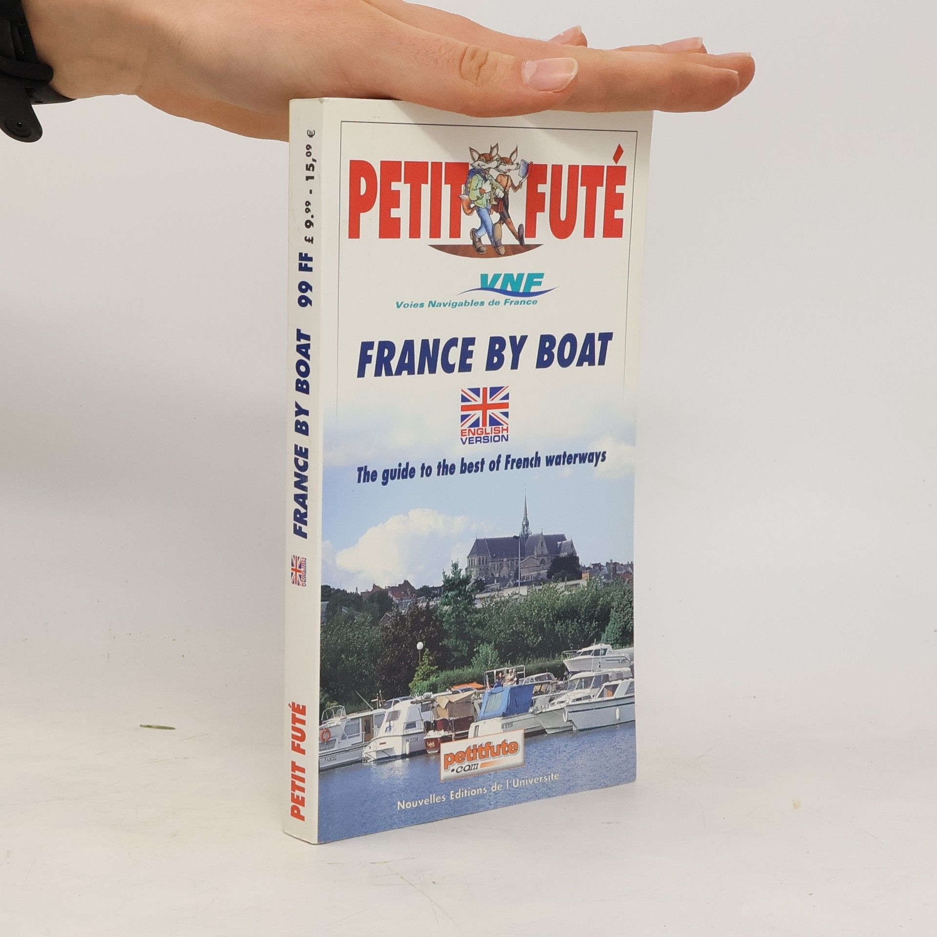 Collectif d'auteurs France by Boat