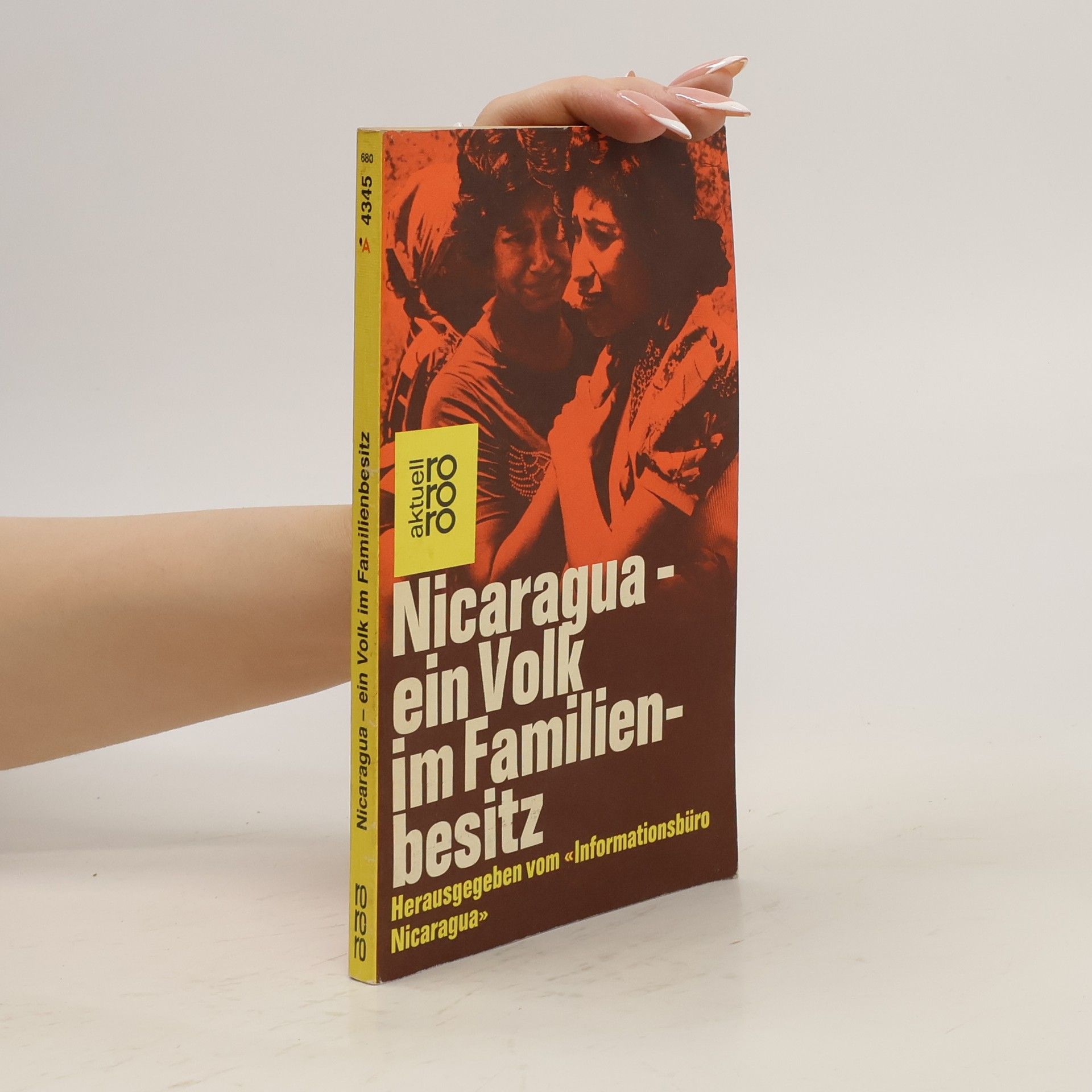 Collectif d'auteurs Nicaragua, ein Volk im Familienbesitz