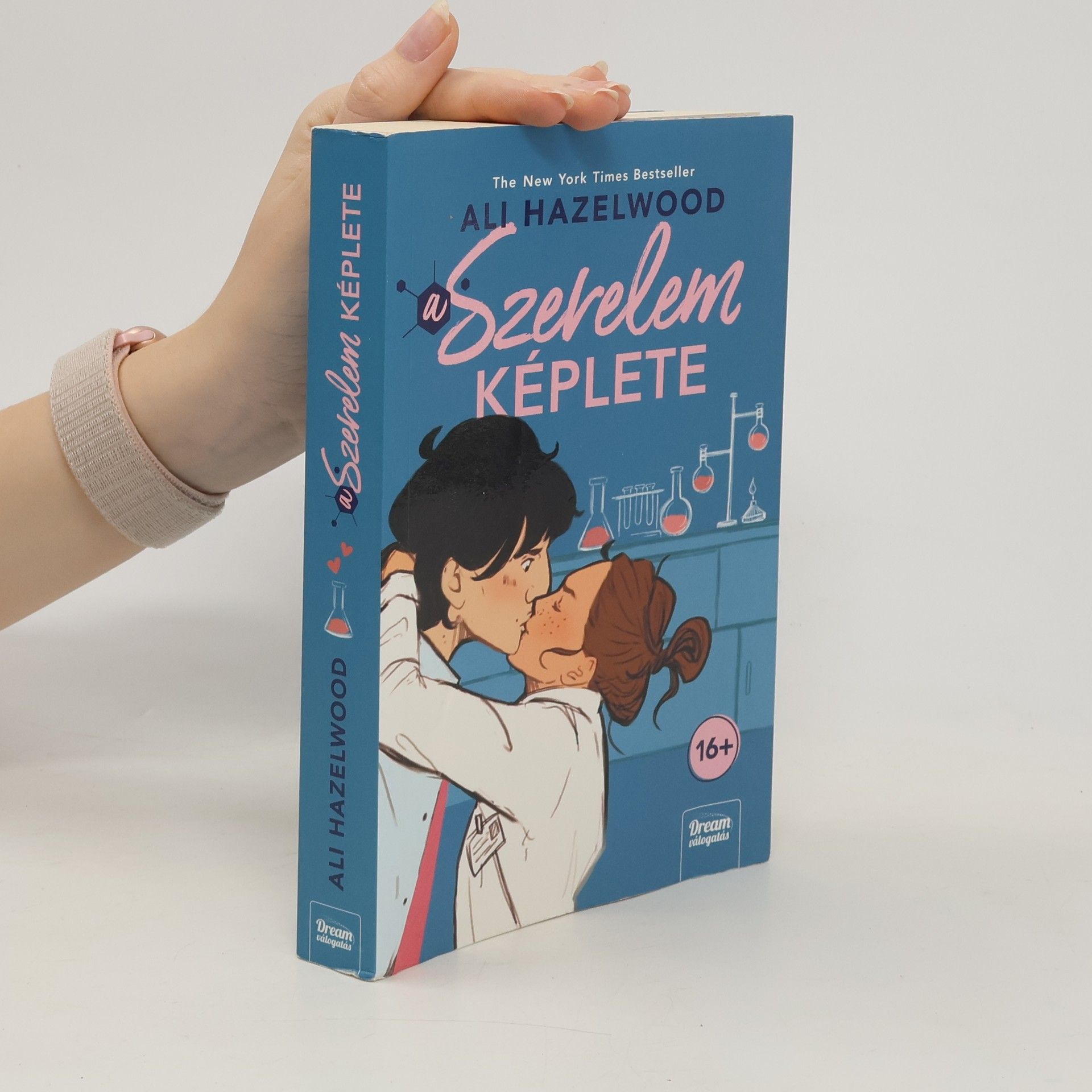 Ali Hazelwood A szerelem képlete