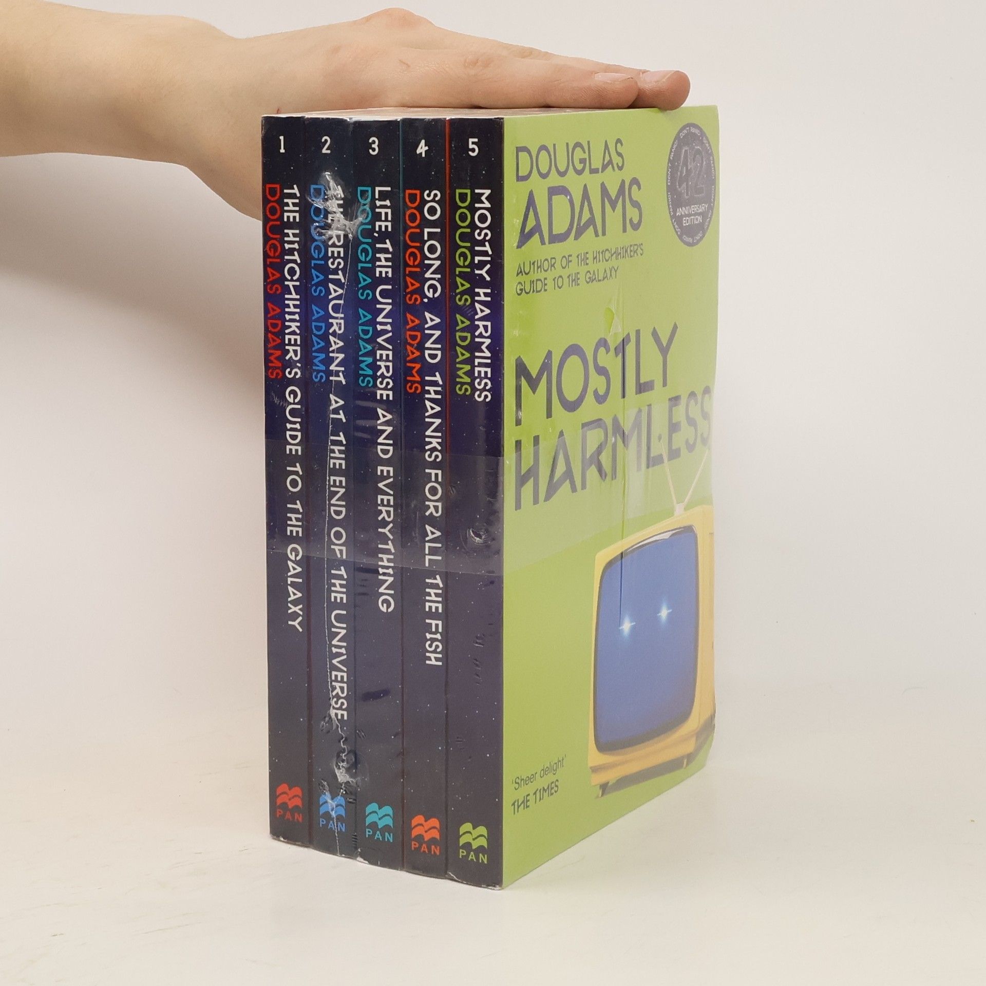 Douglas Adams The Hitchhikers Guide to the Galaxy 1-5