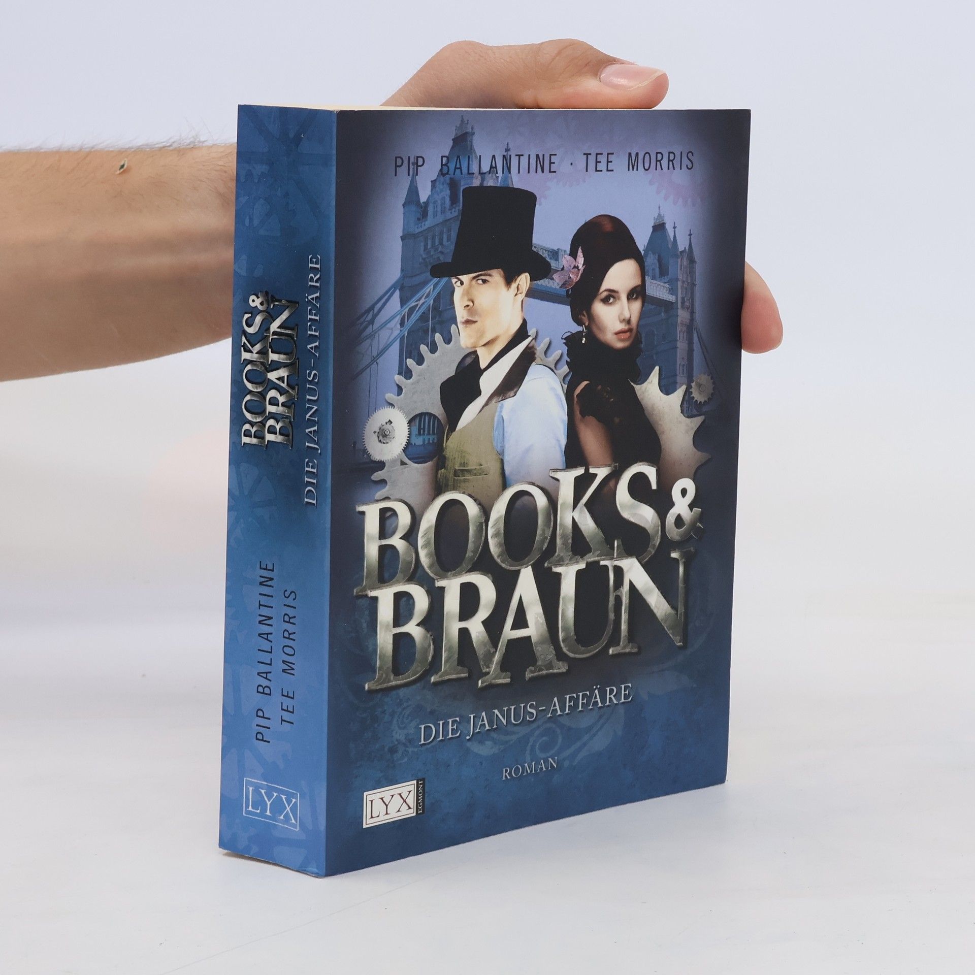 Tee Morris Books & Braun, Die Janus-Affäre