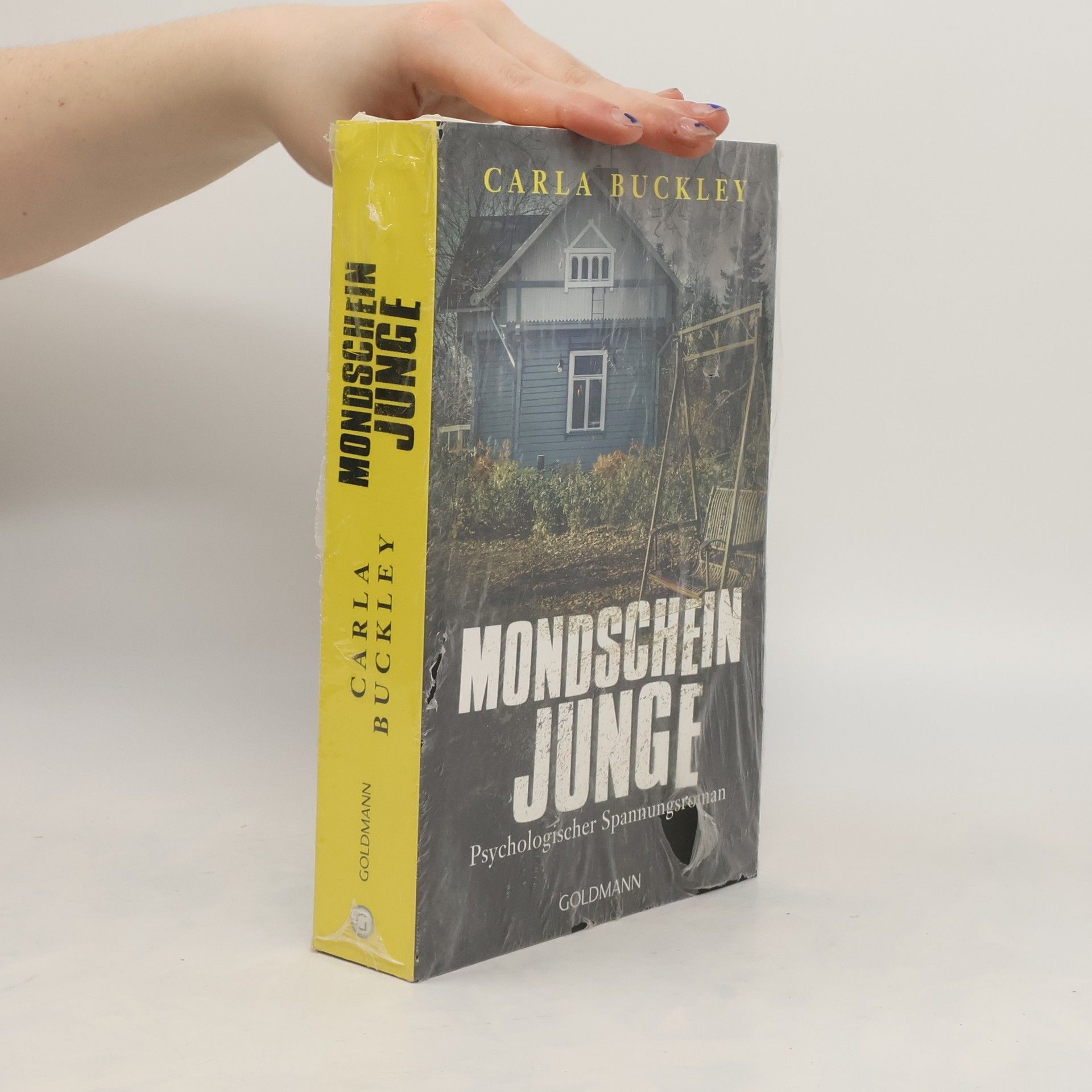 Carla Buckley Mondschein Junge