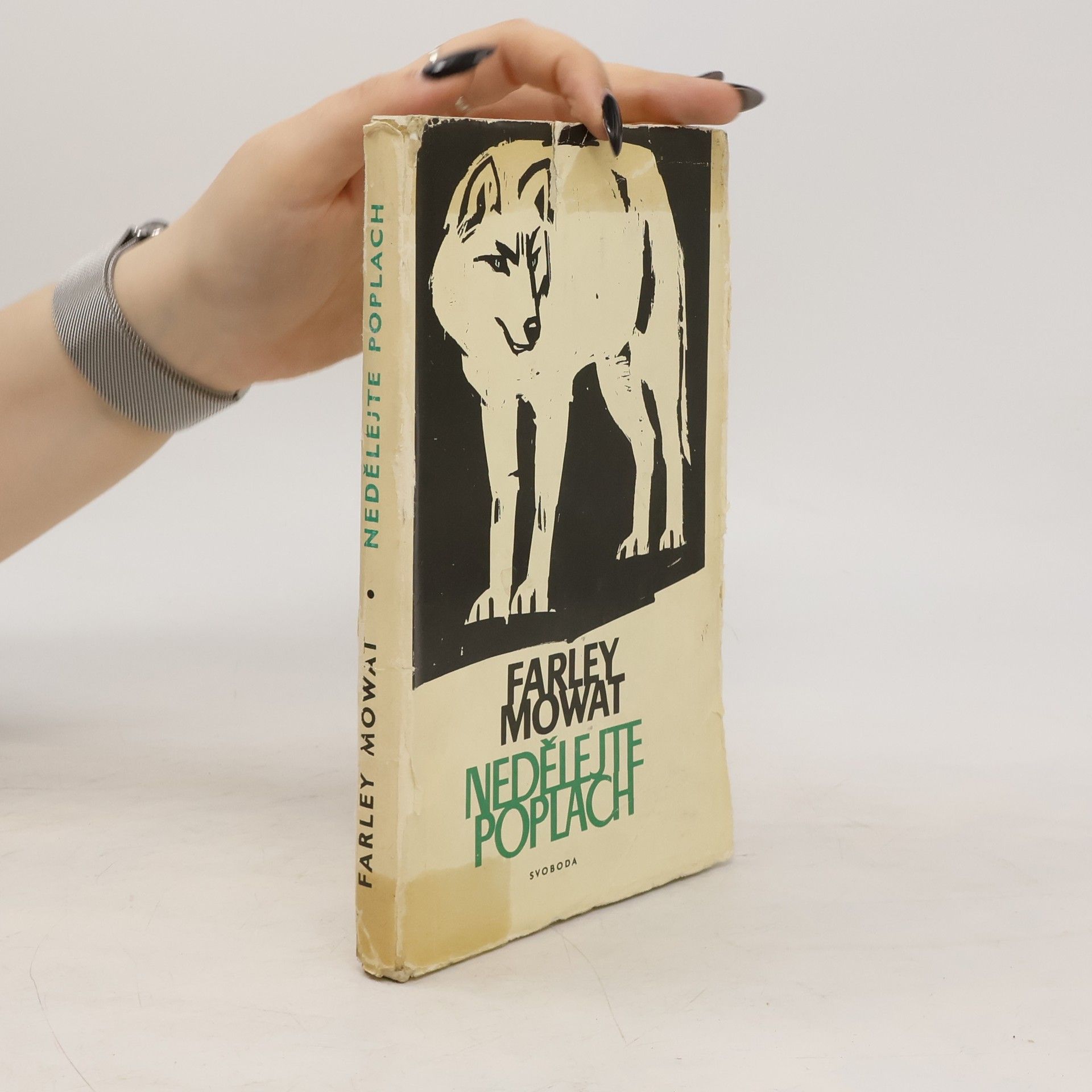 Farley Mowat Nedělejte poplach
