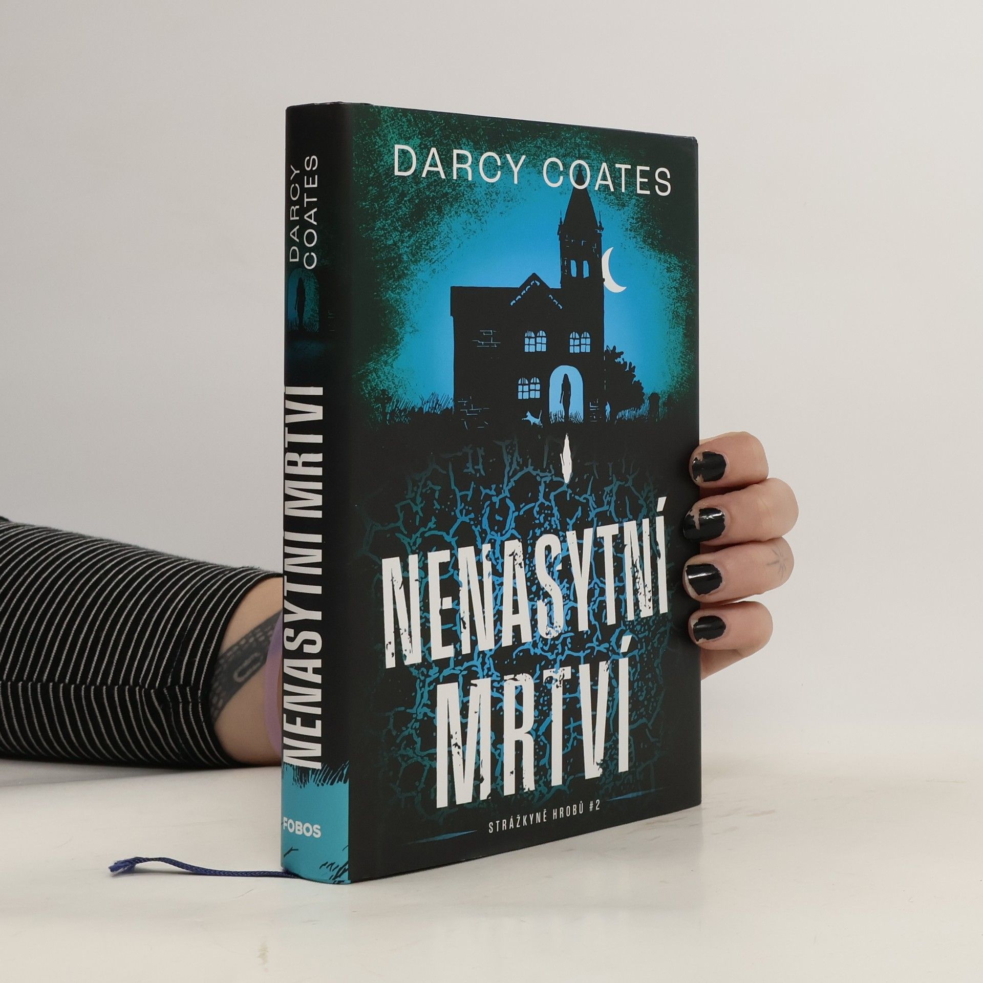 Darcy Coates Nenasytní mrtví