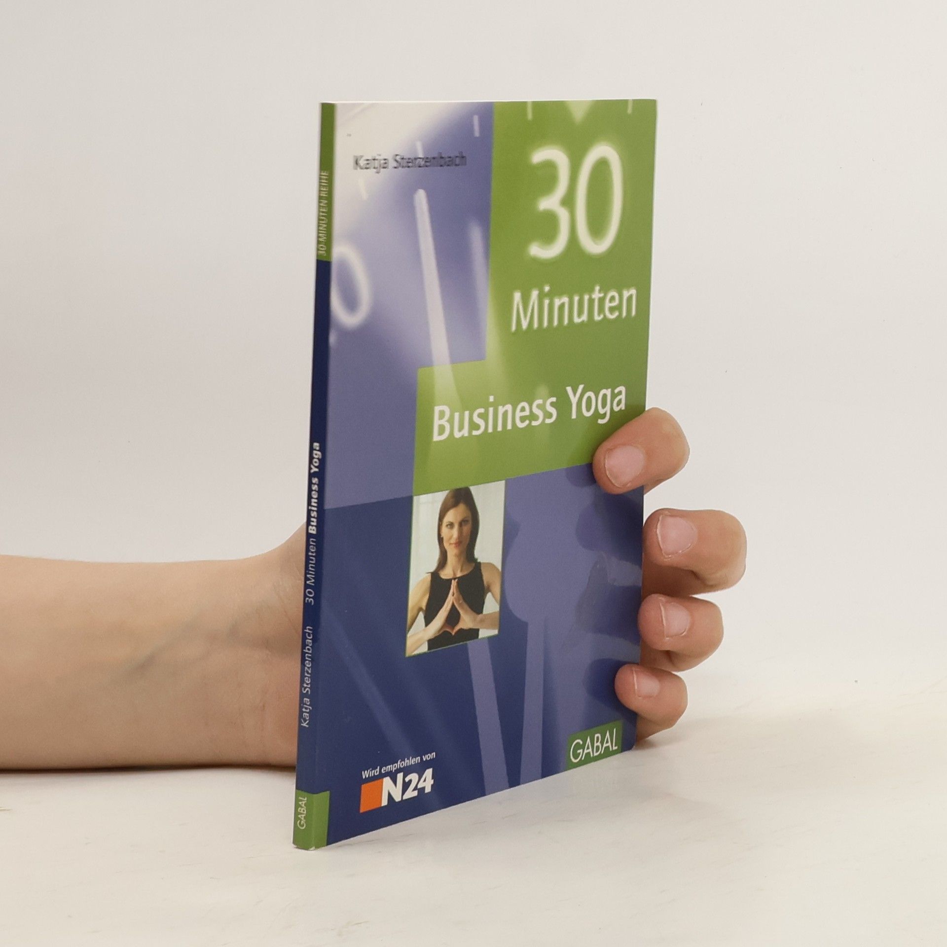 Katja Sterzenbach 30 Minuten Business-Yoga